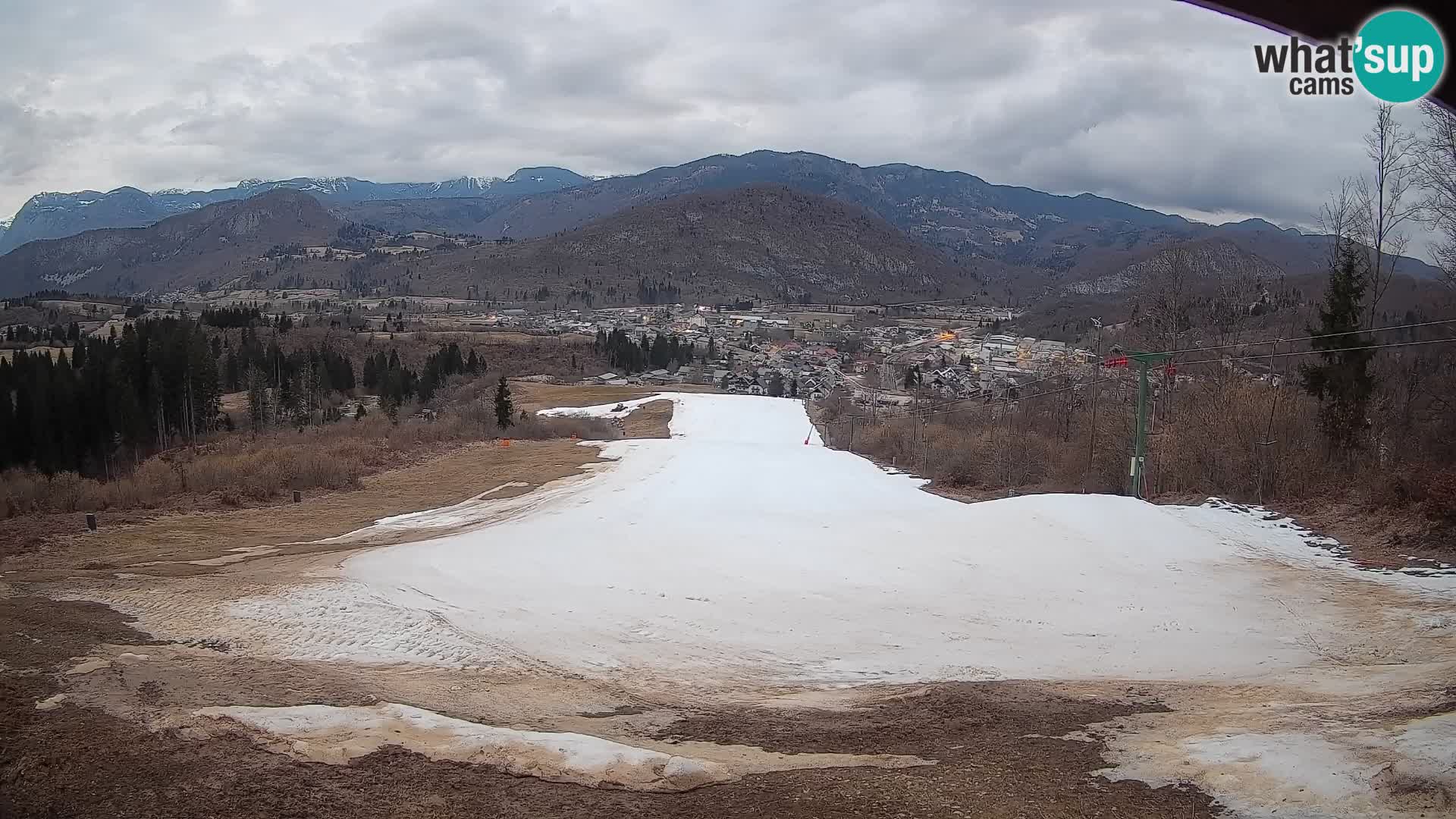 Spletna kamera Bohinjska Bistrica – Pogled v živo s smučišča Kozji Hrbet