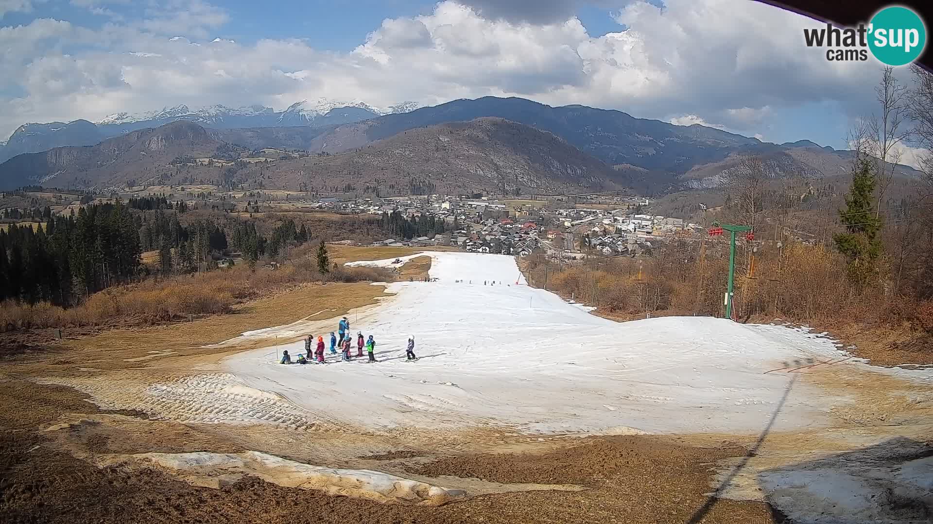 Spletna kamera Bohinjska Bistrica – Pogled v živo s smučišča Kozji Hrbet