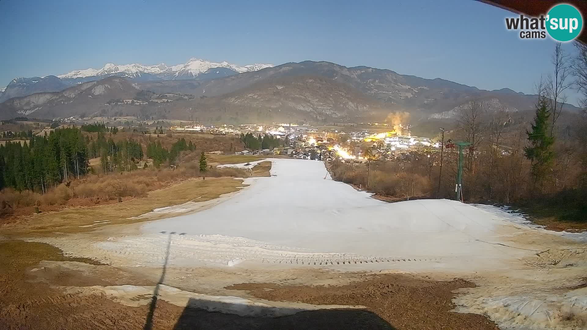 Spletna kamera Bohinjska Bistrica – Pogled v živo s smučišča Kozji Hrbet