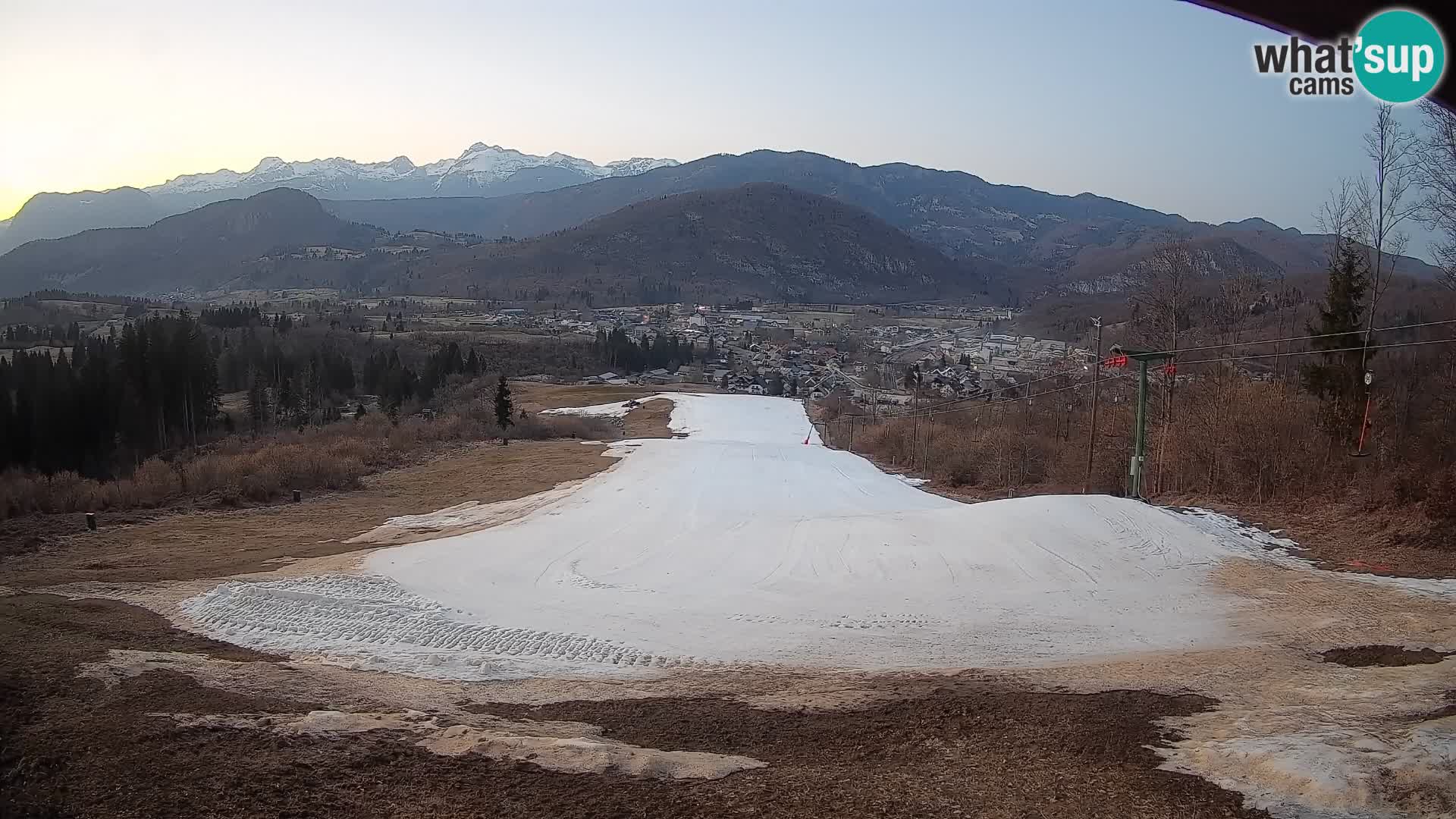 Kamera uživo Bohinjska Bistrica – Pogled u stvarnom vremenu sa skijališta Kozji Hrbet