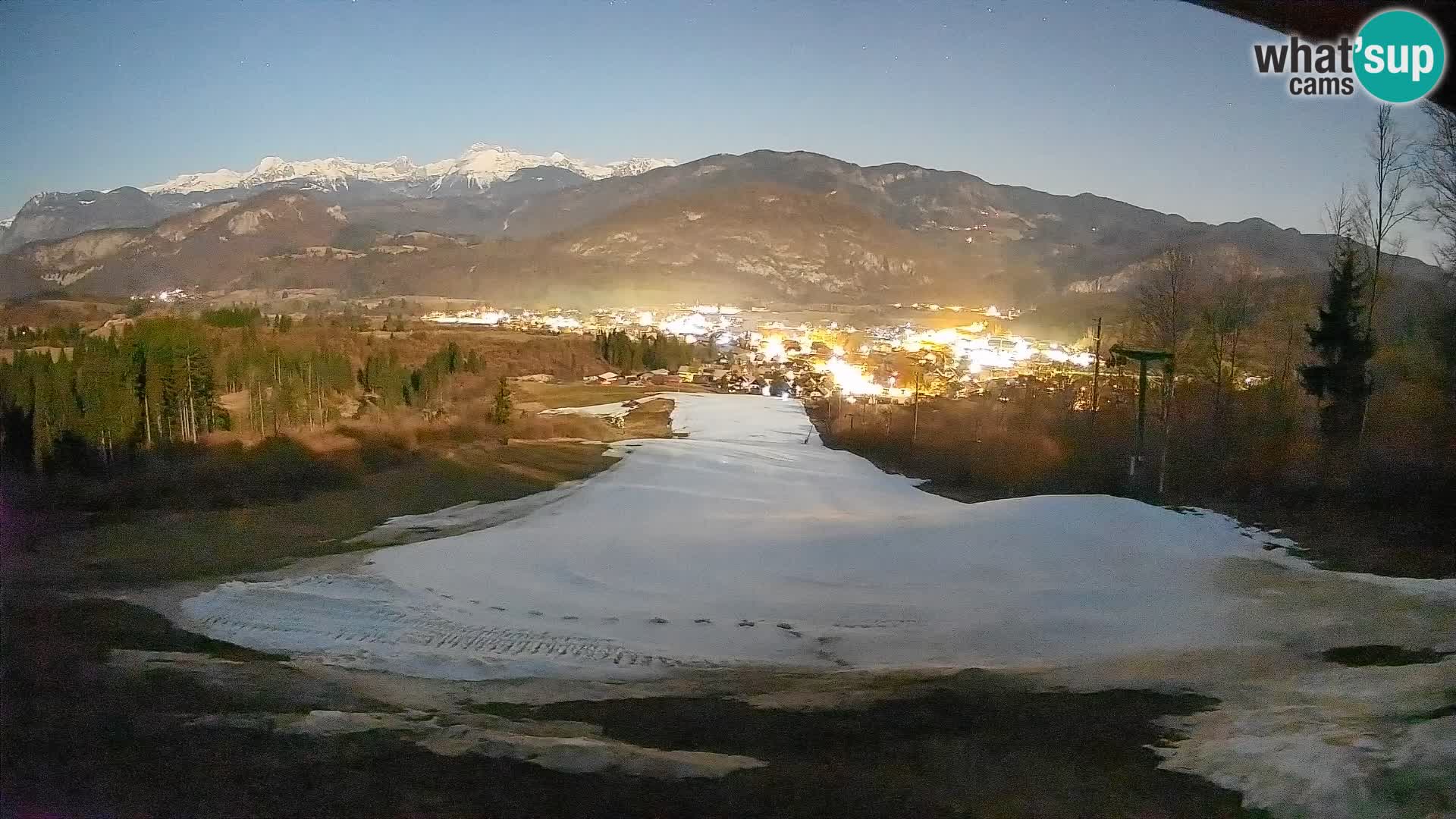 Kamera uživo Bohinjska Bistrica – Pogled u stvarnom vremenu sa skijališta Kozji Hrbet