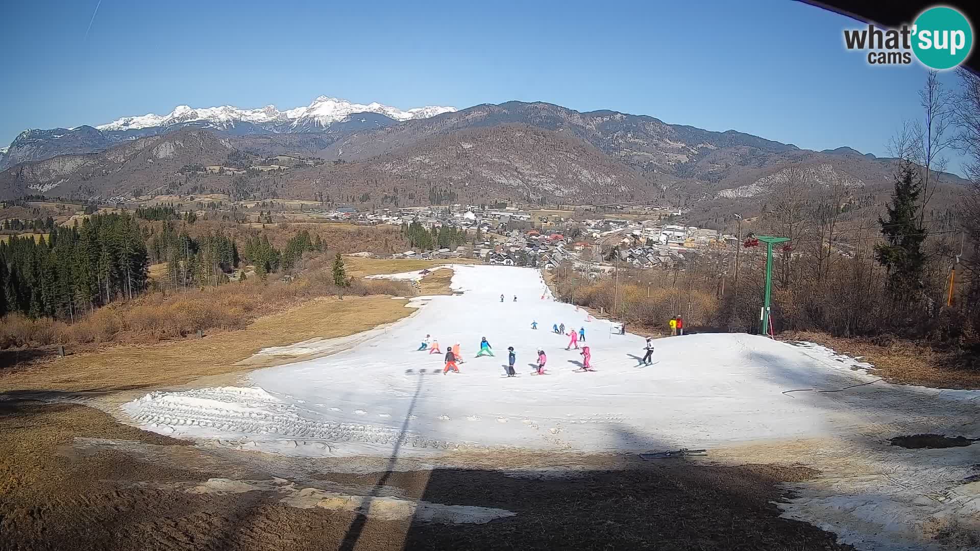 Kamera uživo Bohinjska Bistrica – Pogled u stvarnom vremenu sa skijališta Kozji Hrbet