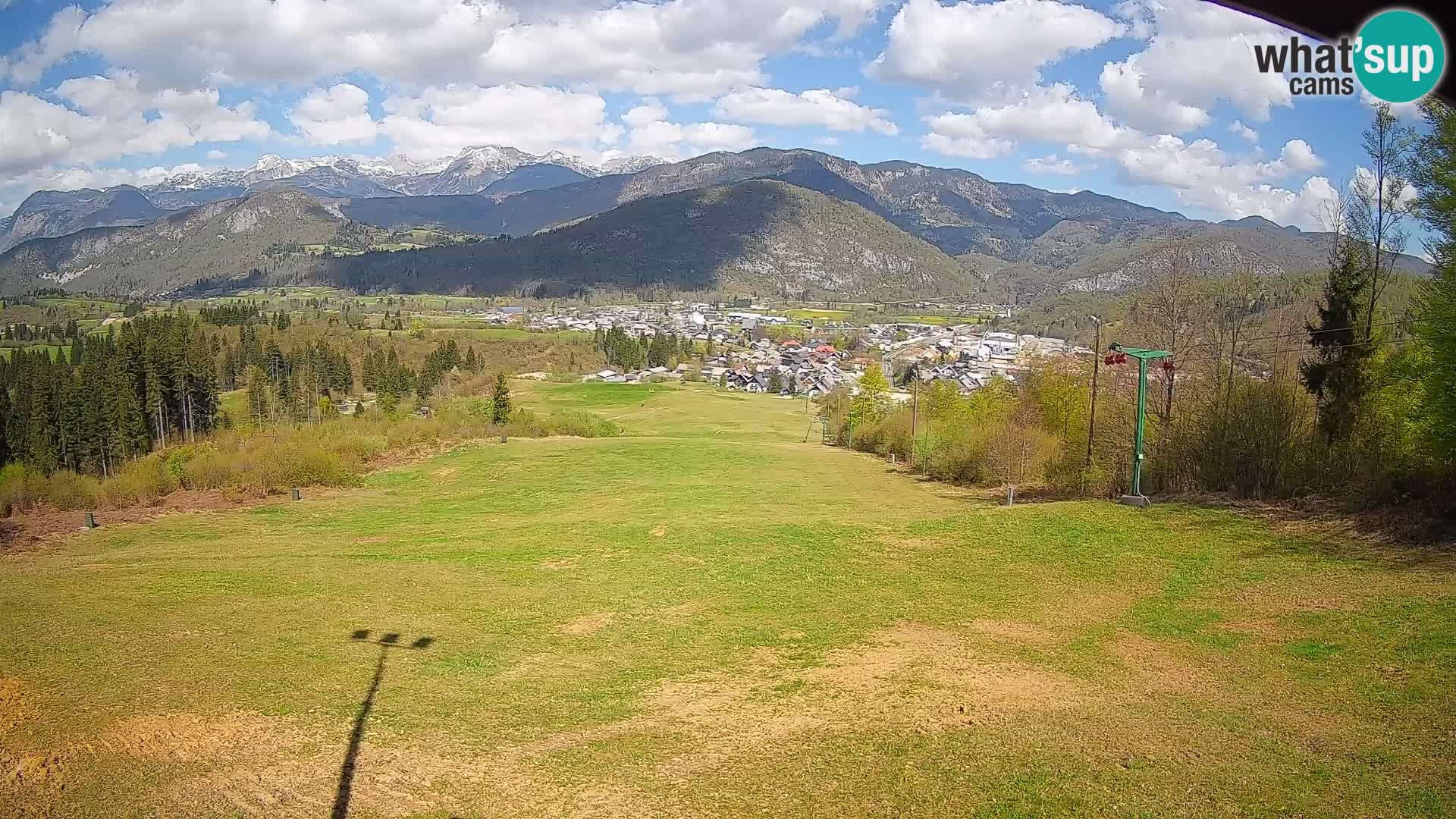 Kamera uživo Bohinjska Bistrica – Pogled u stvarnom vremenu sa skijališta Kozji Hrbet