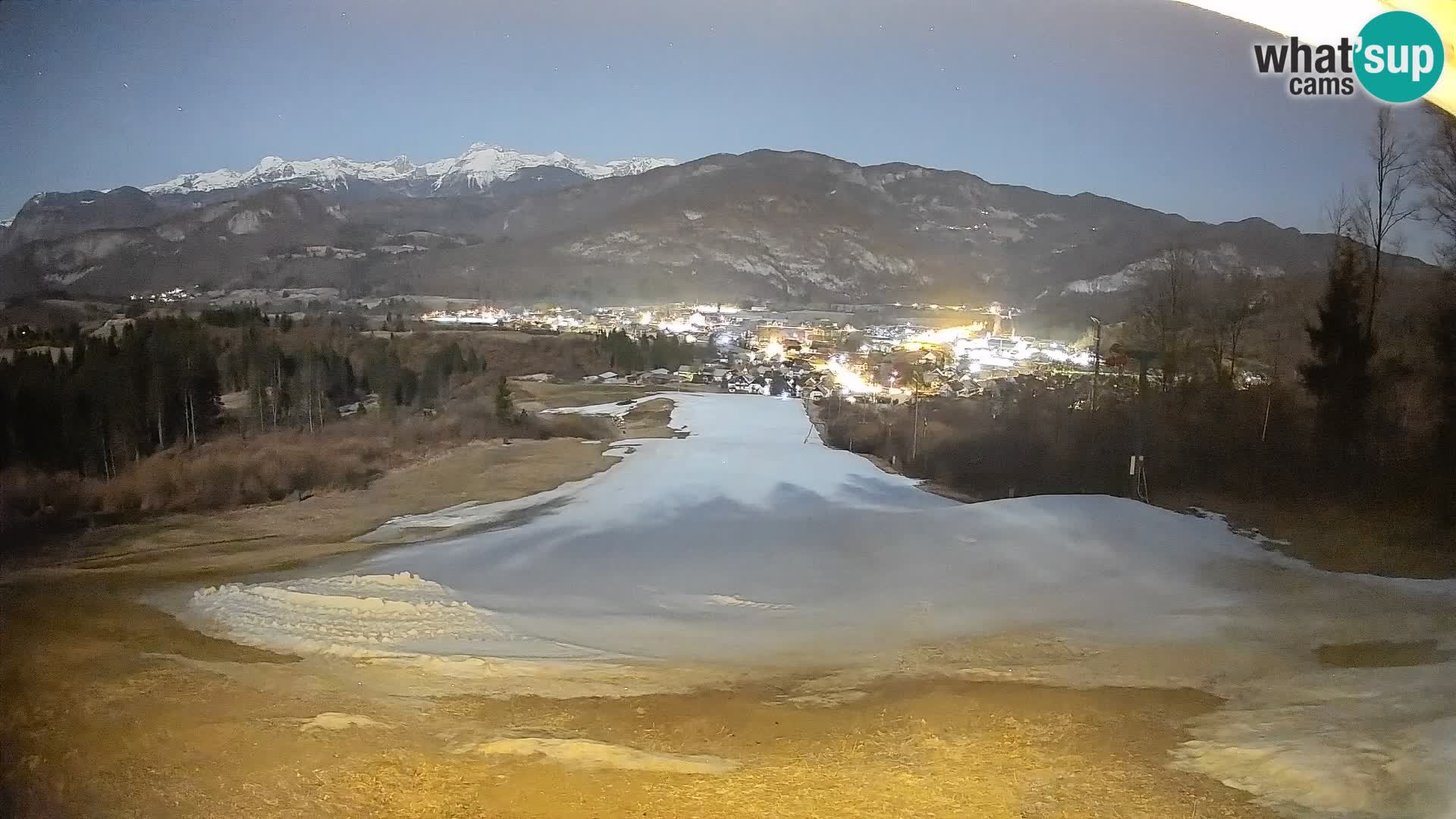 Kamera uživo Bohinjska Bistrica – Pogled u stvarnom vremenu sa skijališta Kozji Hrbet