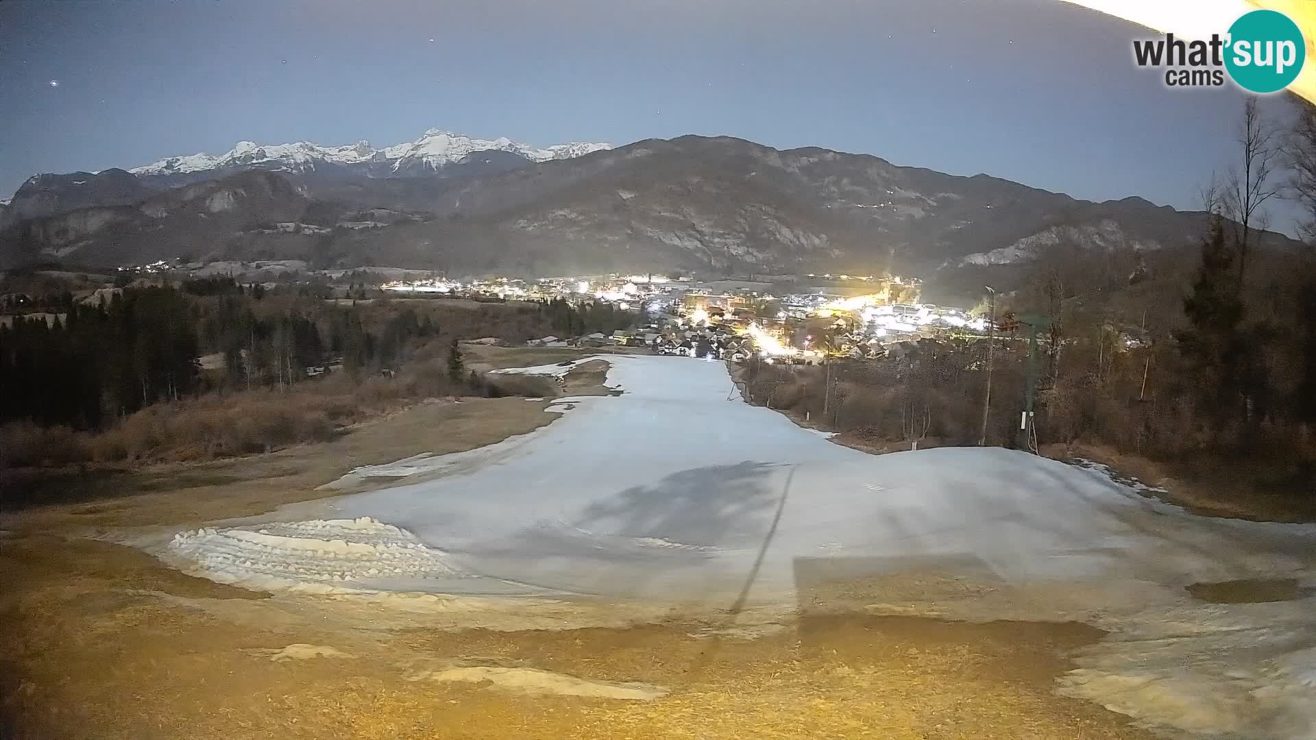 Kamera uživo Bohinjska Bistrica – Pogled u stvarnom vremenu sa skijališta Kozji Hrbet