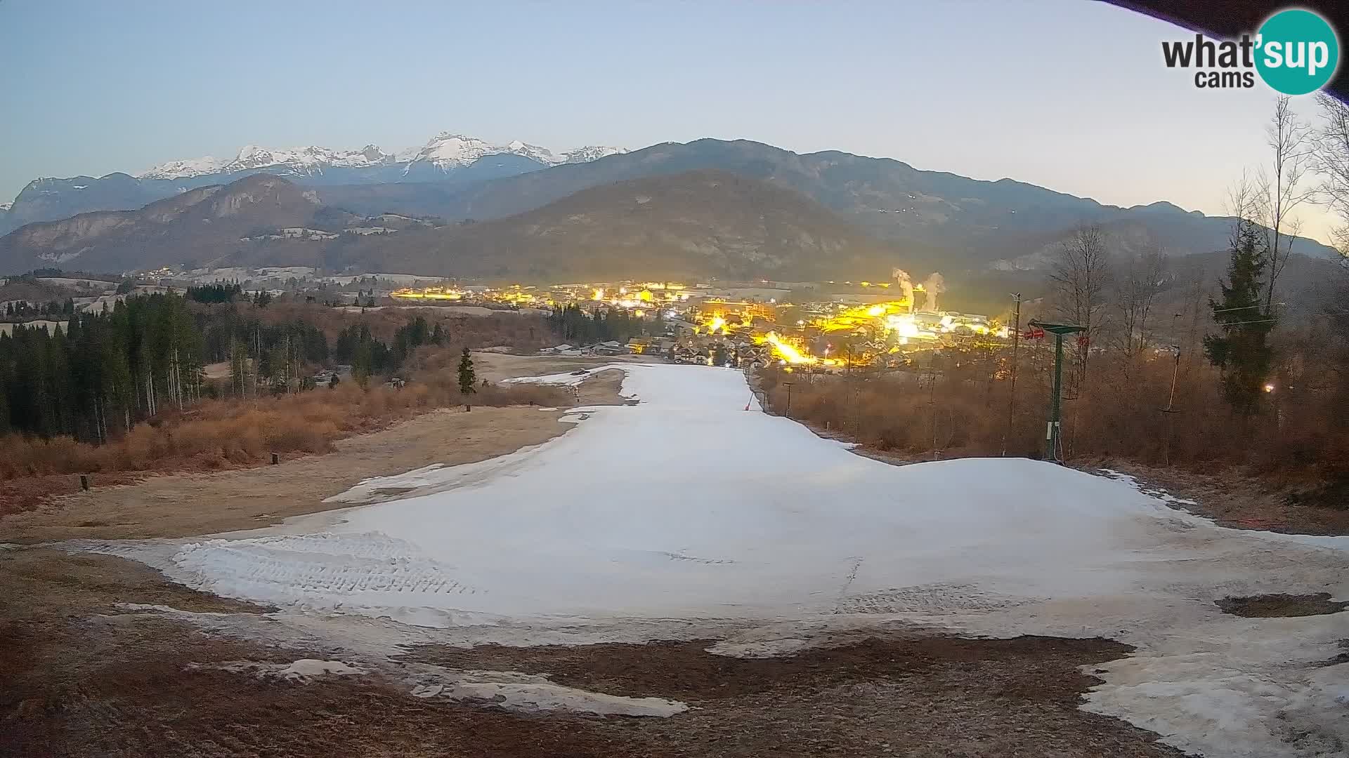 Kamera uživo Bohinjska Bistrica – Pogled u stvarnom vremenu sa skijališta Kozji Hrbet