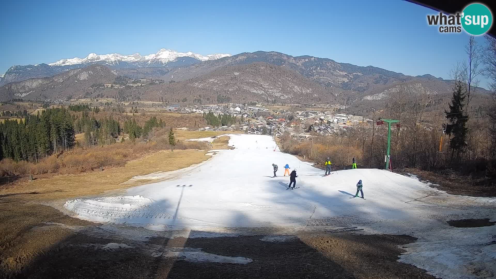 Kamera uživo Bohinjska Bistrica – Pogled u stvarnom vremenu sa skijališta Kozji Hrbet