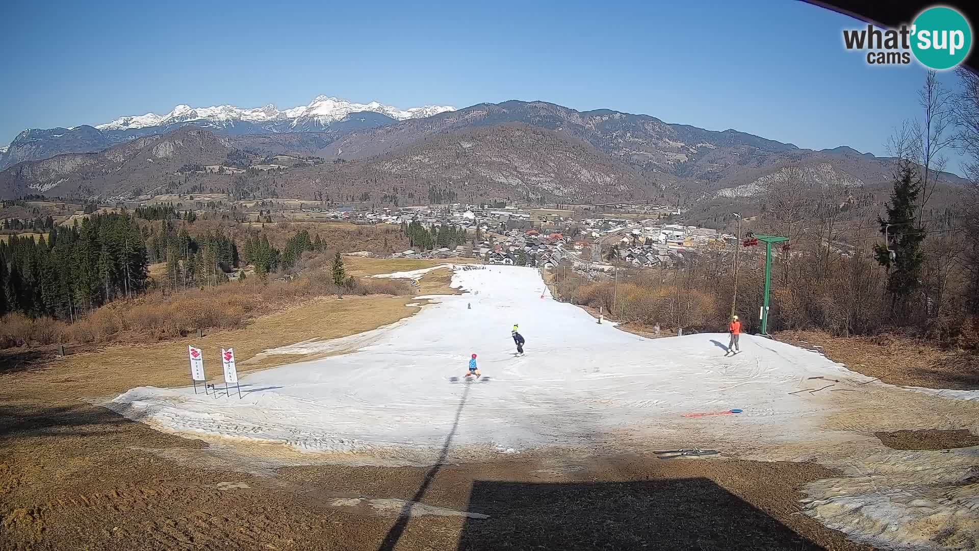 Kamera uživo Bohinjska Bistrica – Pogled u stvarnom vremenu sa skijališta Kozji Hrbet