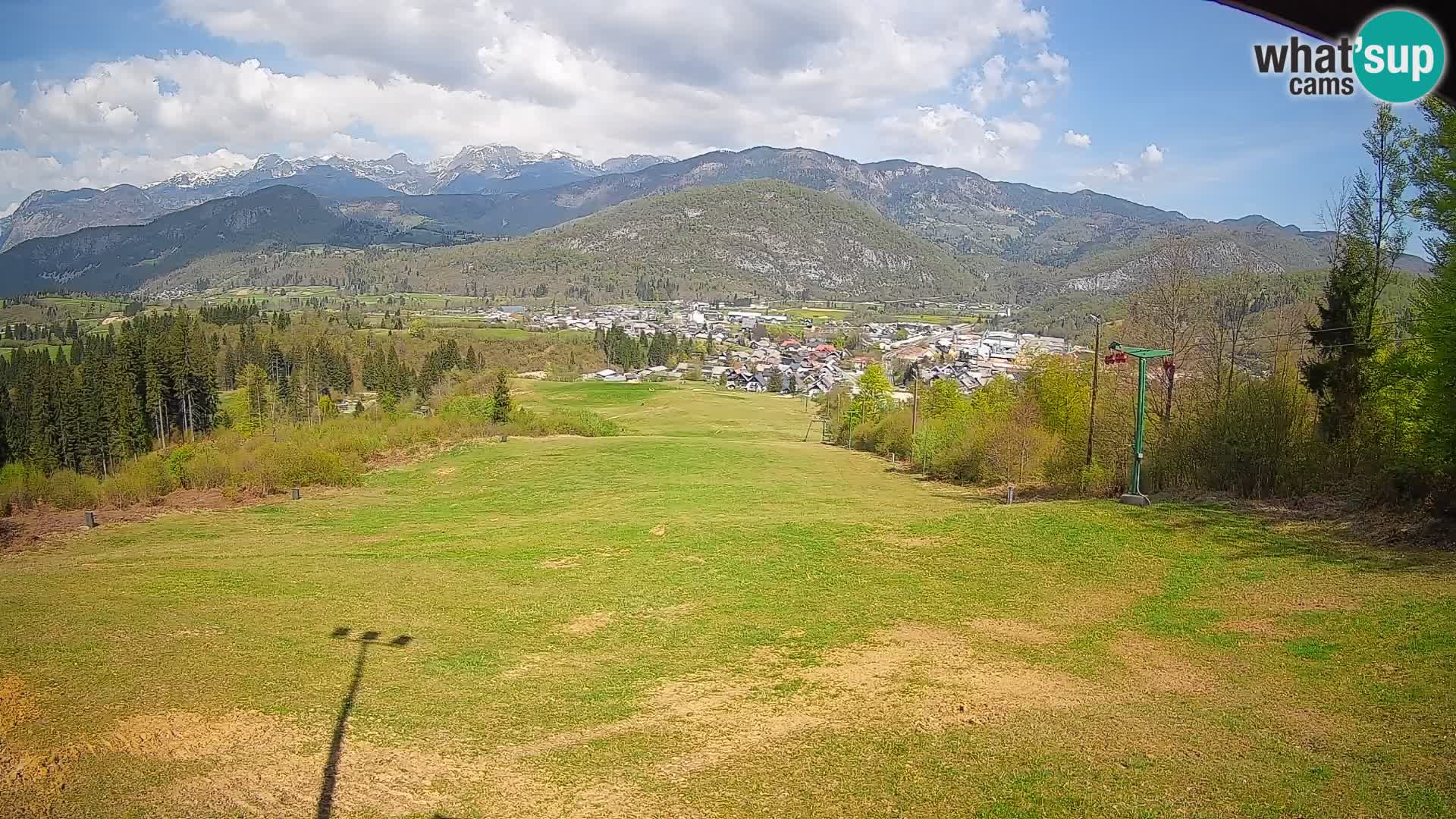 Kamera uživo Bohinjska Bistrica – Pogled u stvarnom vremenu sa skijališta Kozji Hrbet