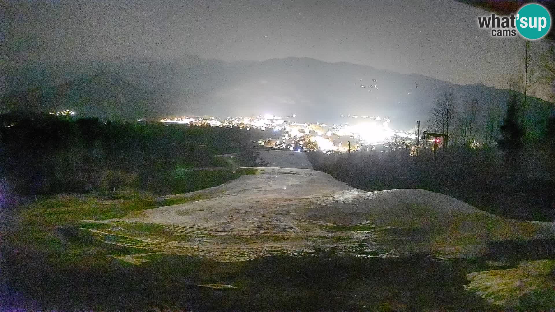 Kamera uživo Bohinjska Bistrica – Pogled u stvarnom vremenu sa skijališta Kozji Hrbet