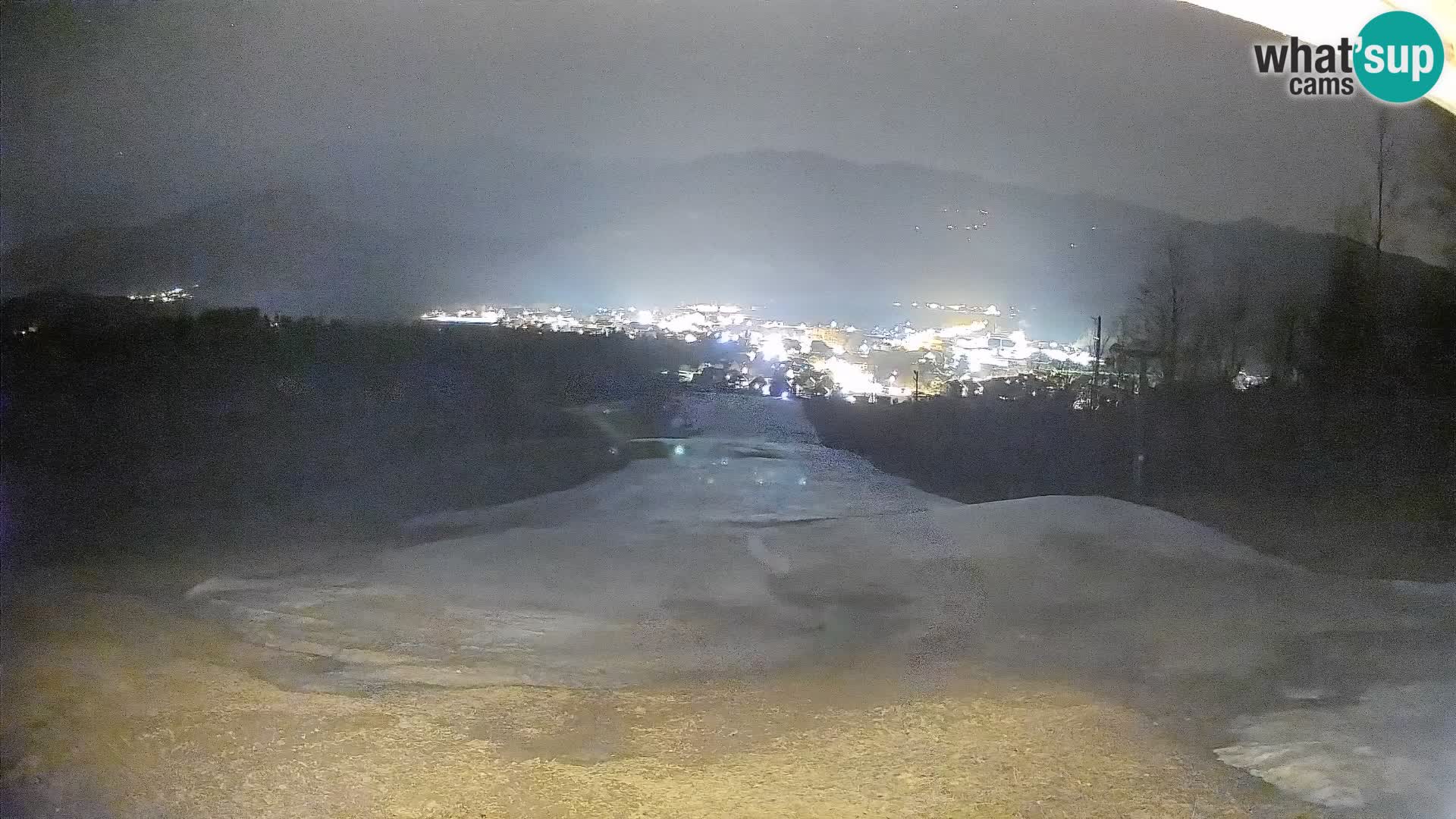 Spletna kamera Bohinjska Bistrica – Pogled v živo s smučišča Kozji Hrbet