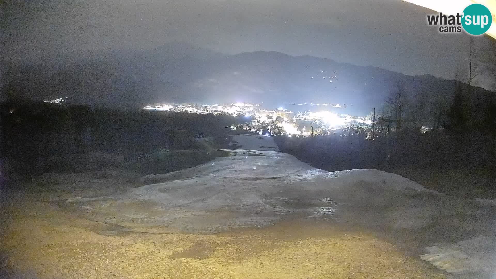 Kamera uživo Bohinjska Bistrica – Pogled u stvarnom vremenu sa skijališta Kozji Hrbet