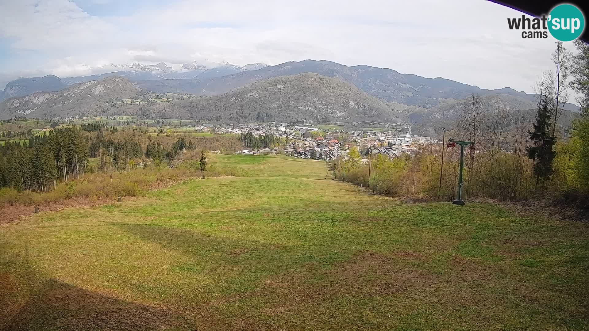 Spletna kamera Bohinjska Bistrica – Pogled v živo s smučišča Kozji Hrbet