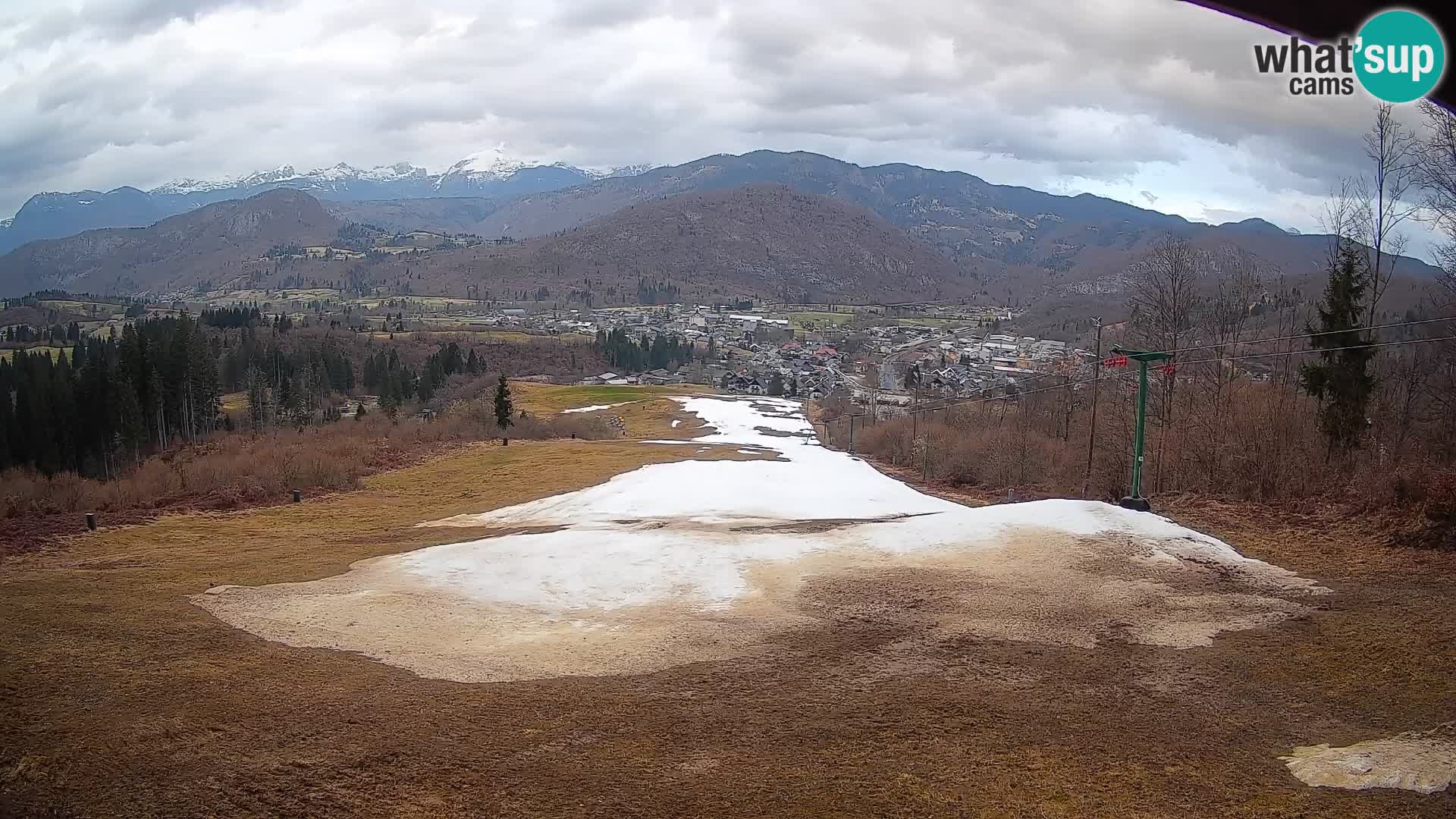 Kamera uživo Bohinjska Bistrica – Pogled u stvarnom vremenu sa skijališta Kozji Hrbet