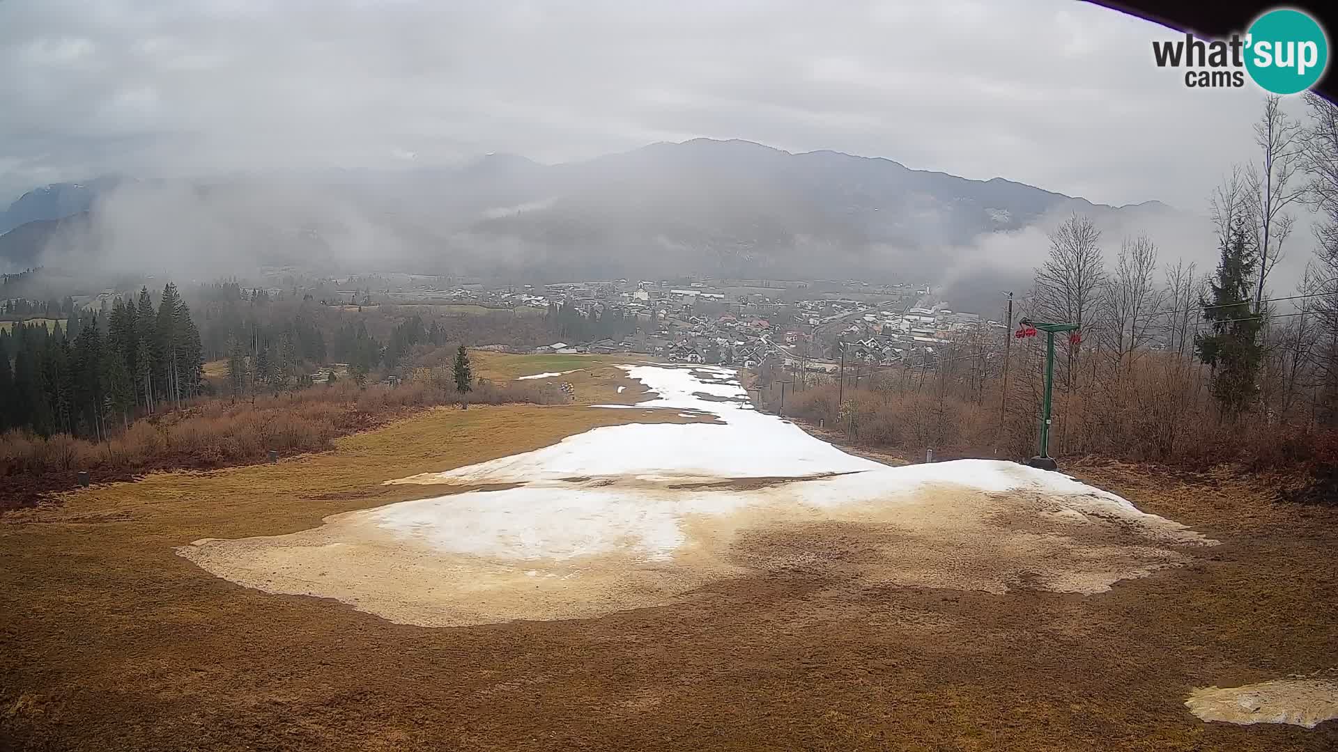 Kamera uživo Bohinjska Bistrica – Pogled u stvarnom vremenu sa skijališta Kozji Hrbet