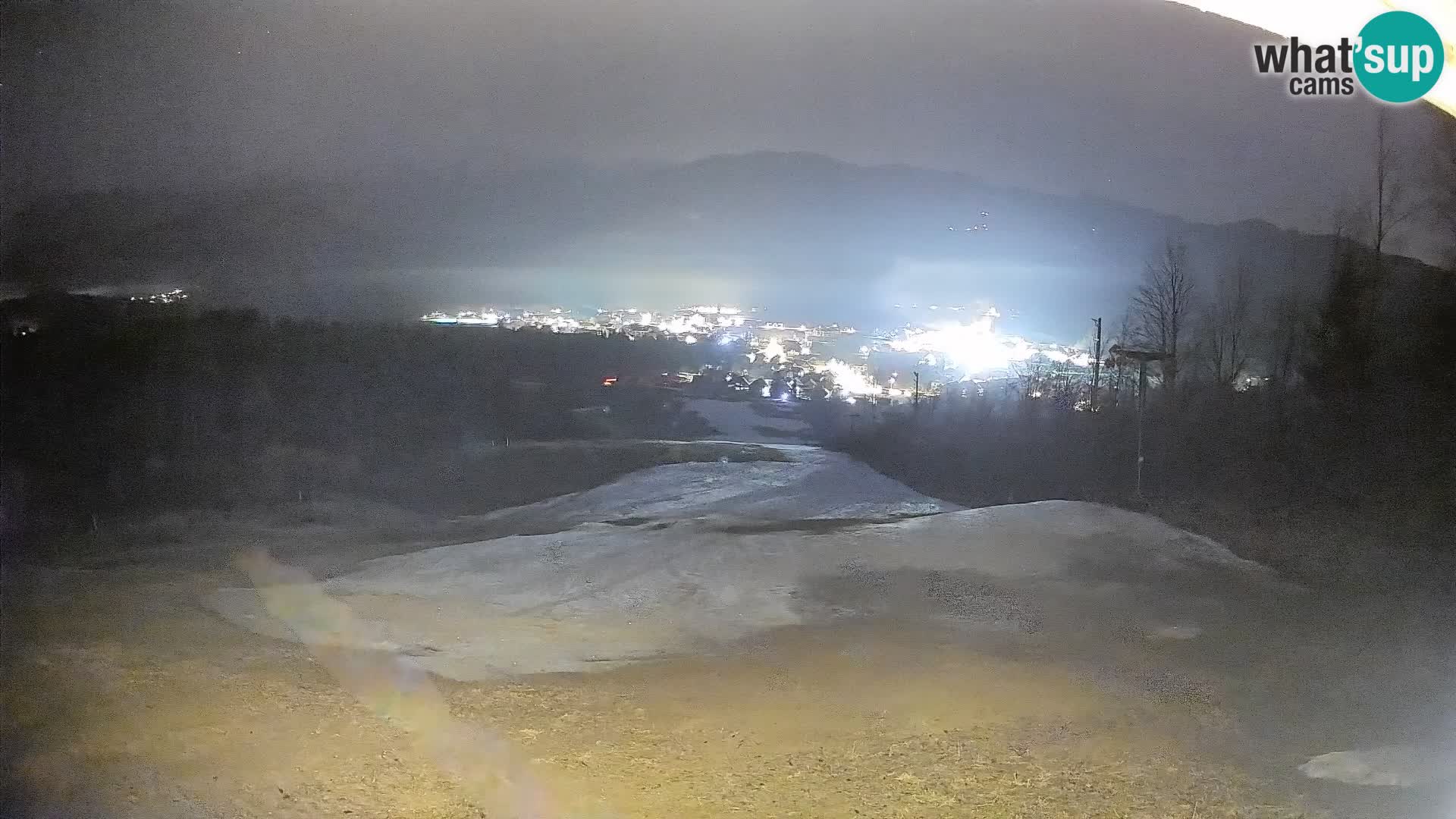 Kamera uživo Bohinjska Bistrica – Pogled u stvarnom vremenu sa skijališta Kozji Hrbet