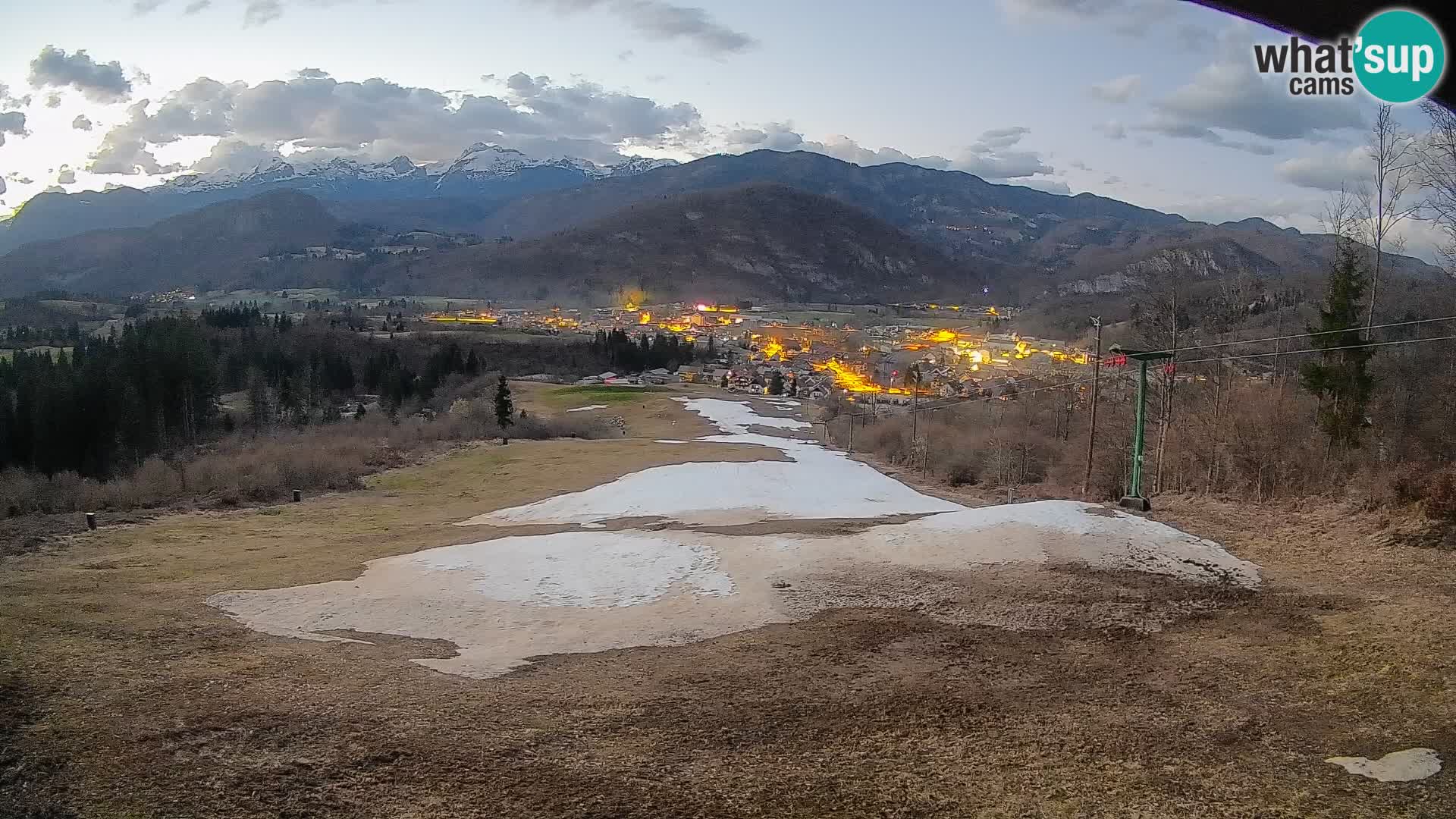 Spletna kamera Bohinjska Bistrica – Pogled v živo s smučišča Kozji Hrbet