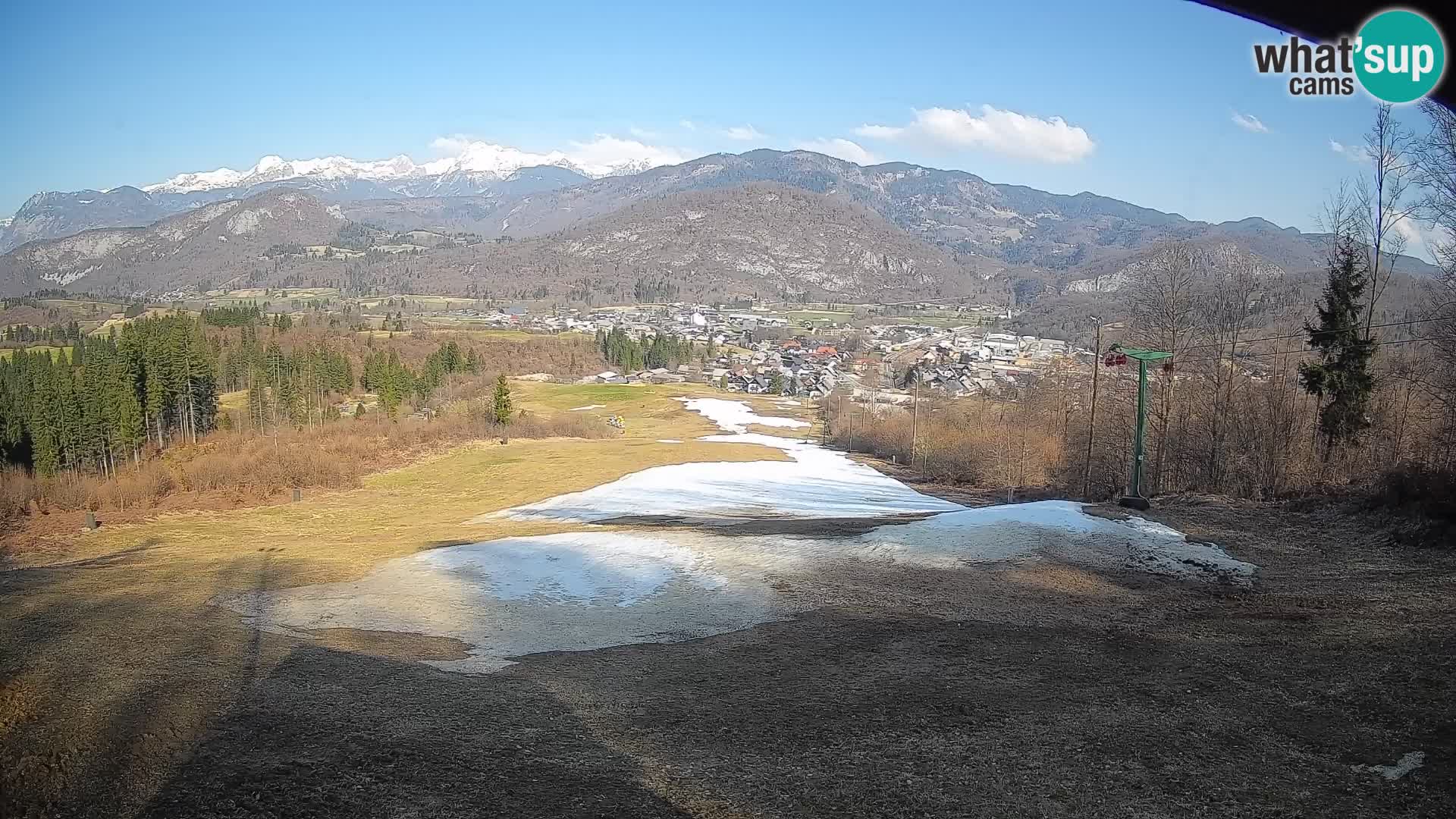 Spletna kamera Bohinjska Bistrica – Pogled v živo s smučišča Kozji Hrbet