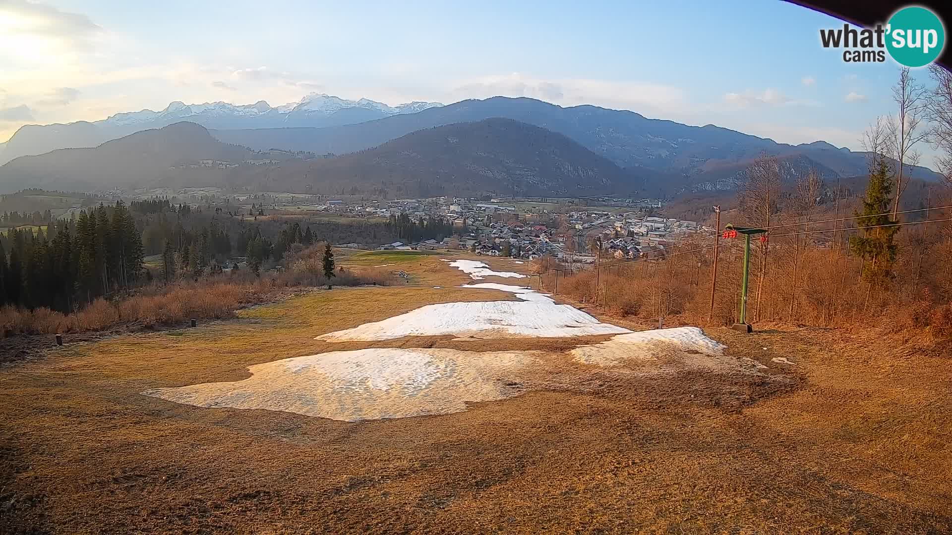 Kamera uživo Bohinjska Bistrica – Pogled u stvarnom vremenu sa skijališta Kozji Hrbet
