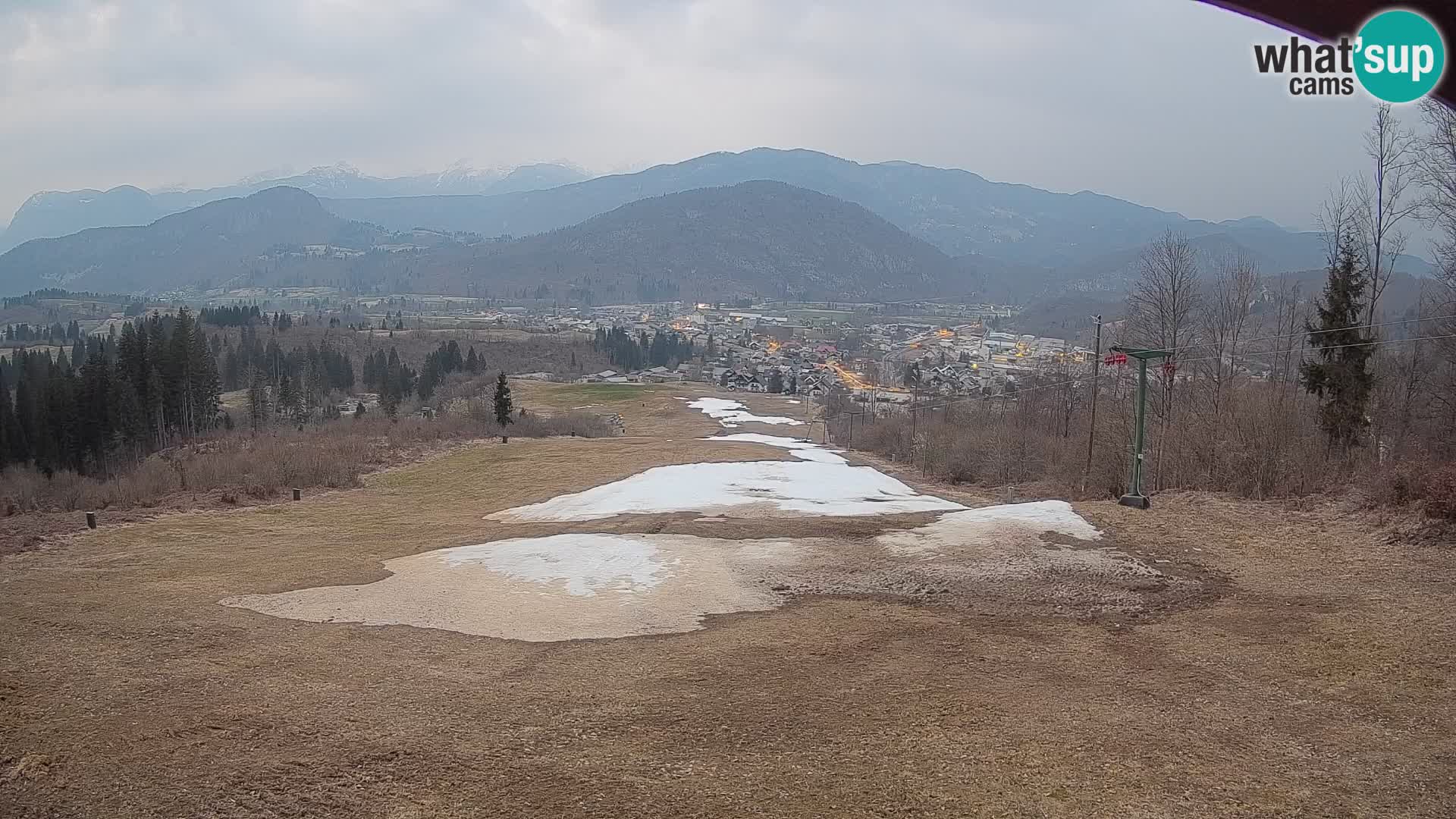 Spletna kamera Bohinjska Bistrica – Pogled v živo s smučišča Kozji Hrbet
