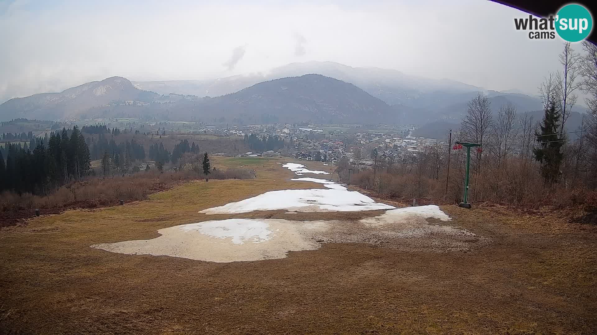 Kamera uživo Bohinjska Bistrica – Pogled u stvarnom vremenu sa skijališta Kozji Hrbet