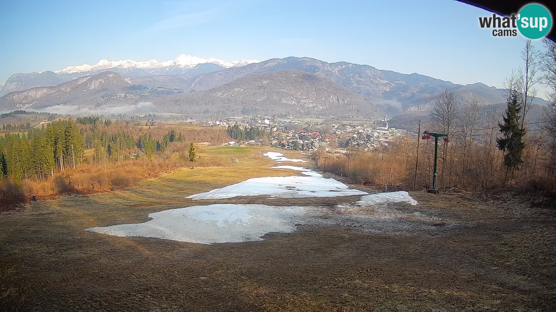 Kamera uživo Bohinjska Bistrica – Pogled u stvarnom vremenu sa skijališta Kozji Hrbet