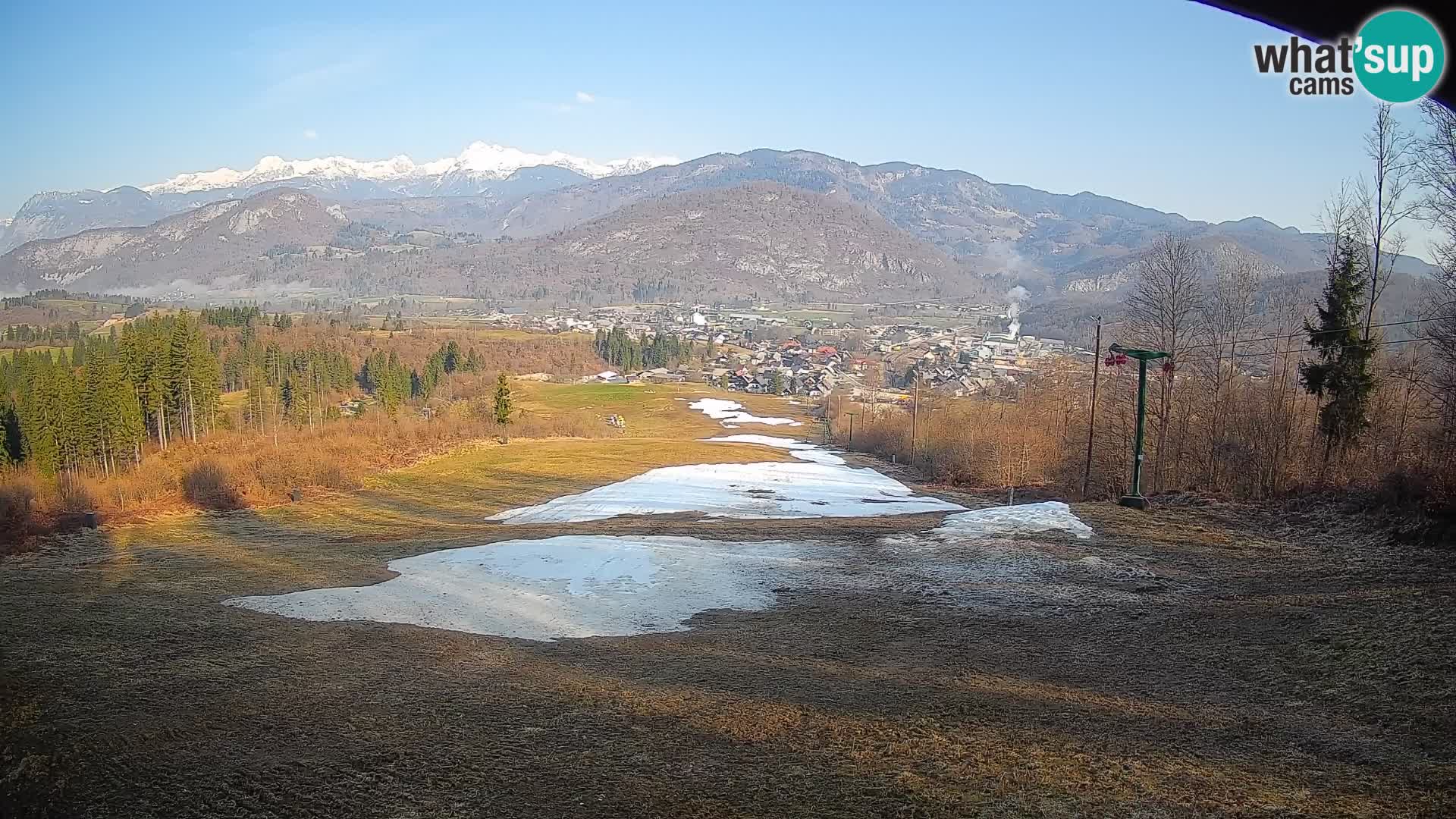 Spletna kamera Bohinjska Bistrica – Pogled v živo s smučišča Kozji Hrbet