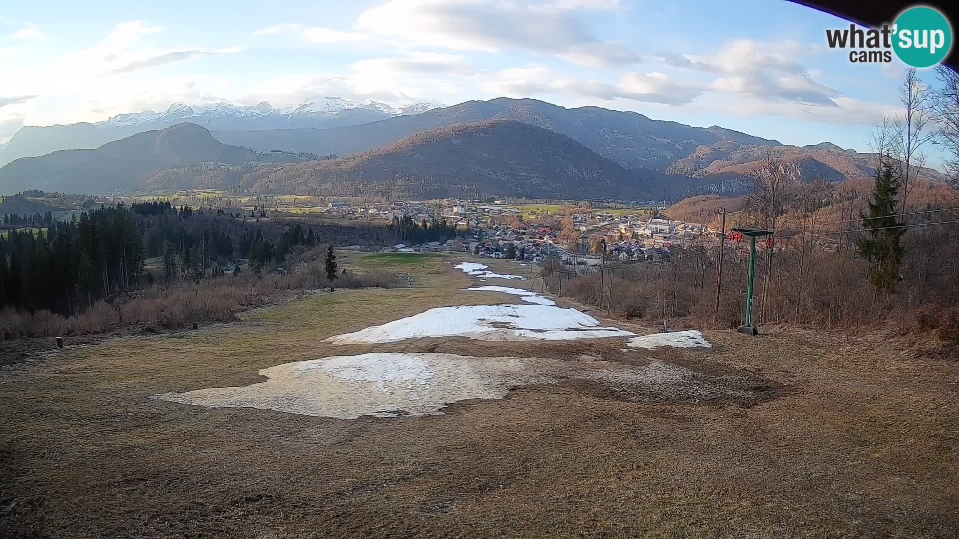 Spletna kamera Bohinjska Bistrica – Pogled v živo s smučišča Kozji Hrbet