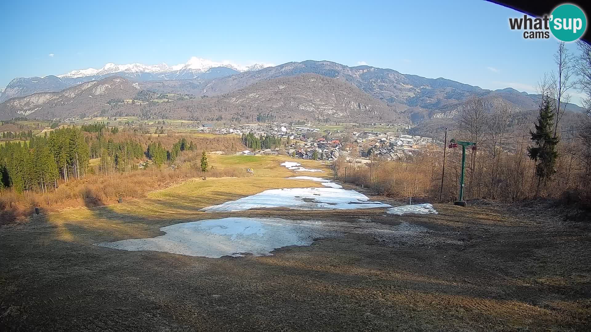 Spletna kamera Bohinjska Bistrica – Pogled v živo s smučišča Kozji Hrbet