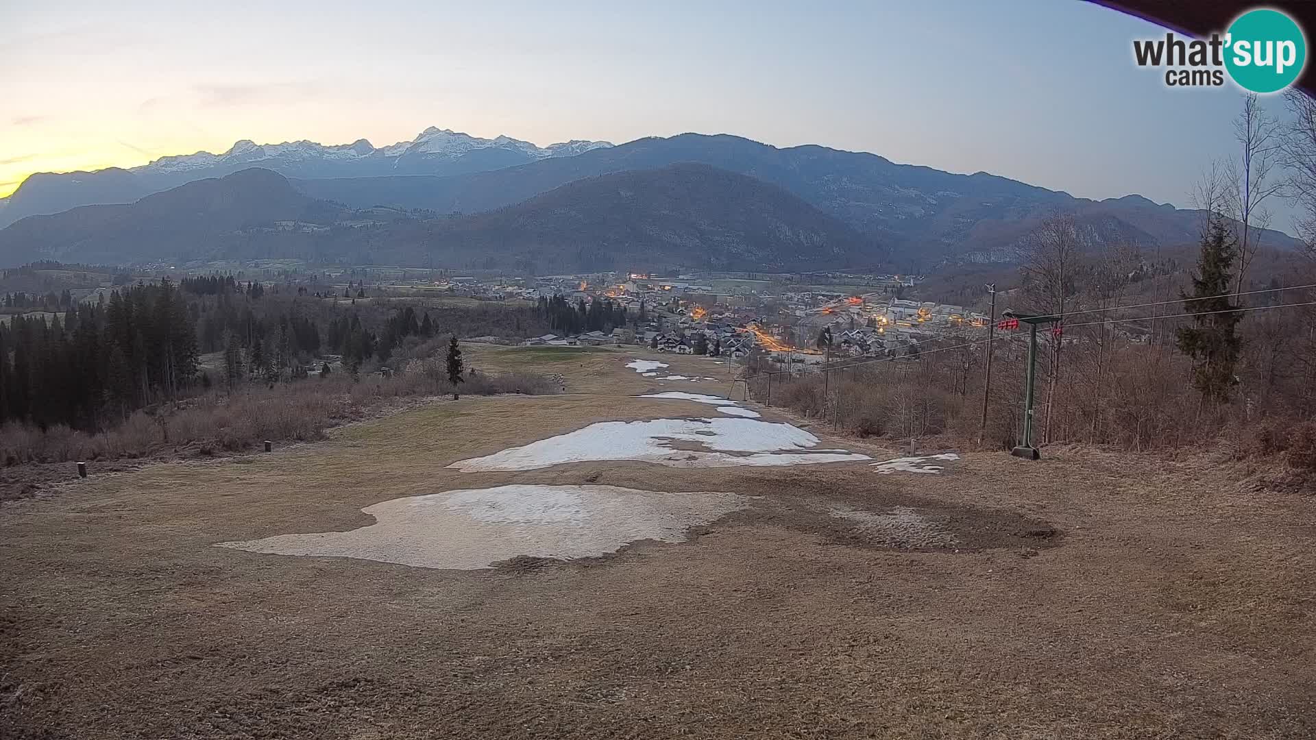 Kamera uživo Bohinjska Bistrica – Pogled u stvarnom vremenu sa skijališta Kozji Hrbet