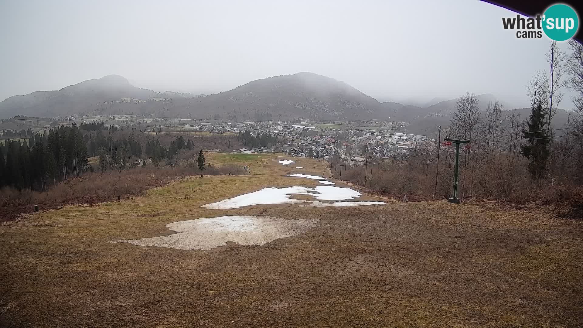 Kamera uživo Bohinjska Bistrica – Pogled u stvarnom vremenu sa skijališta Kozji Hrbet