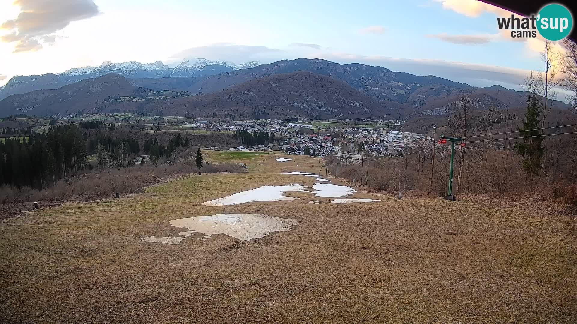 Spletna kamera Bohinjska Bistrica – Pogled v živo s smučišča Kozji Hrbet