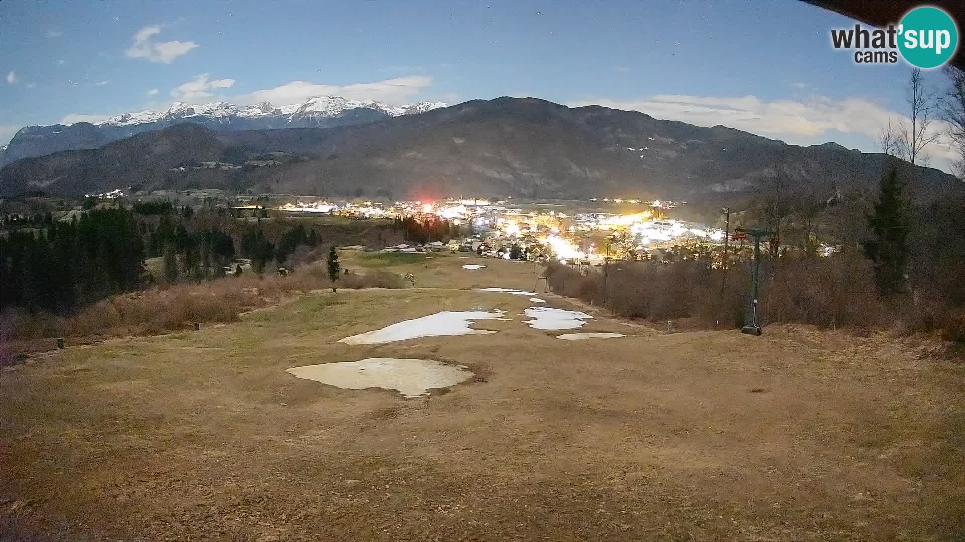 Spletna kamera Bohinjska Bistrica – Pogled v živo s smučišča Kozji Hrbet