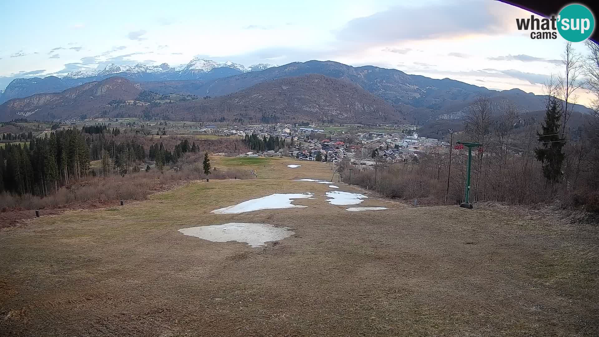 Kamera uživo Bohinjska Bistrica – Pogled u stvarnom vremenu sa skijališta Kozji Hrbet
