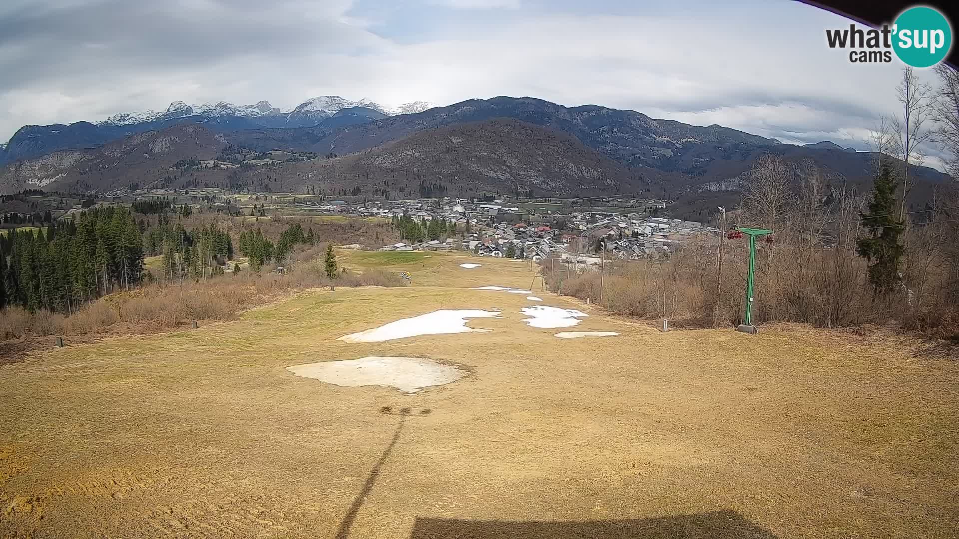 Spletna kamera Bohinjska Bistrica – Pogled v živo s smučišča Kozji Hrbet