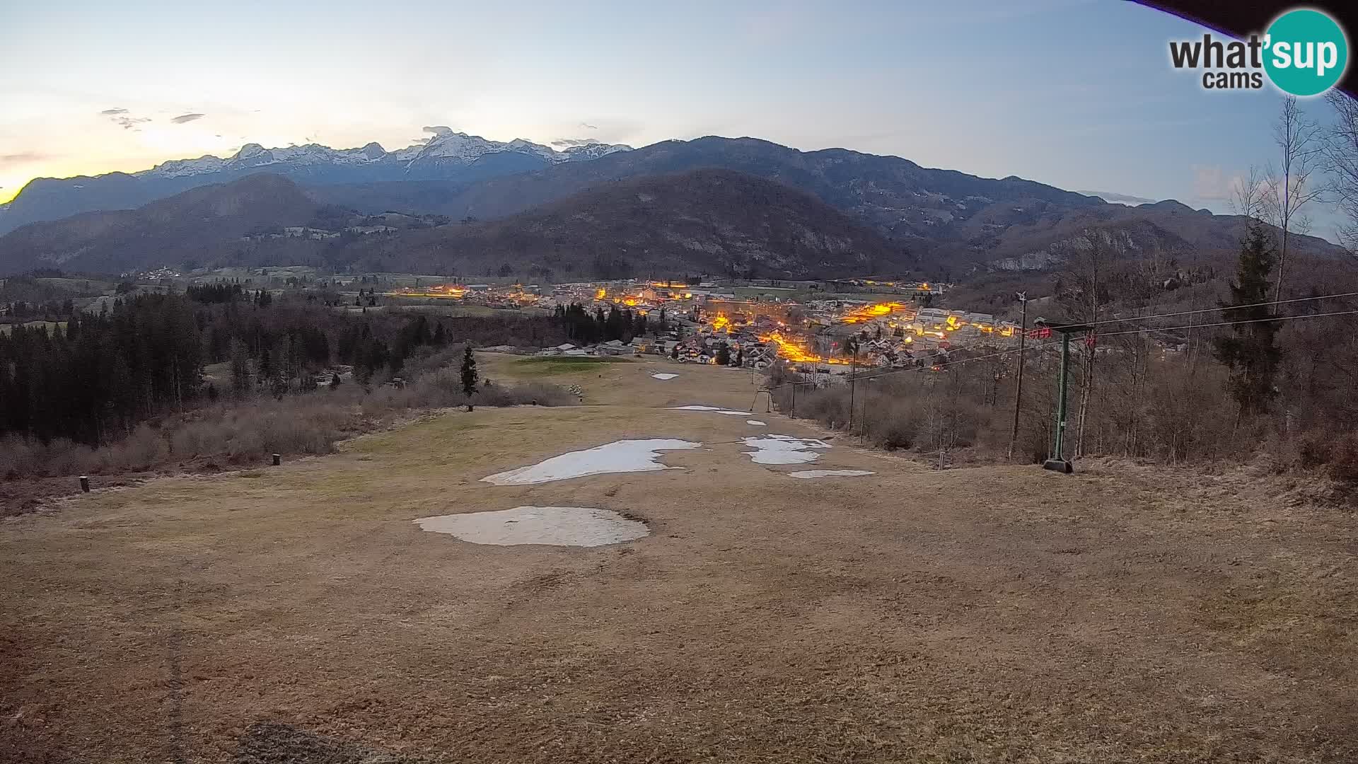 Kamera uživo Bohinjska Bistrica – Pogled u stvarnom vremenu sa skijališta Kozji Hrbet
