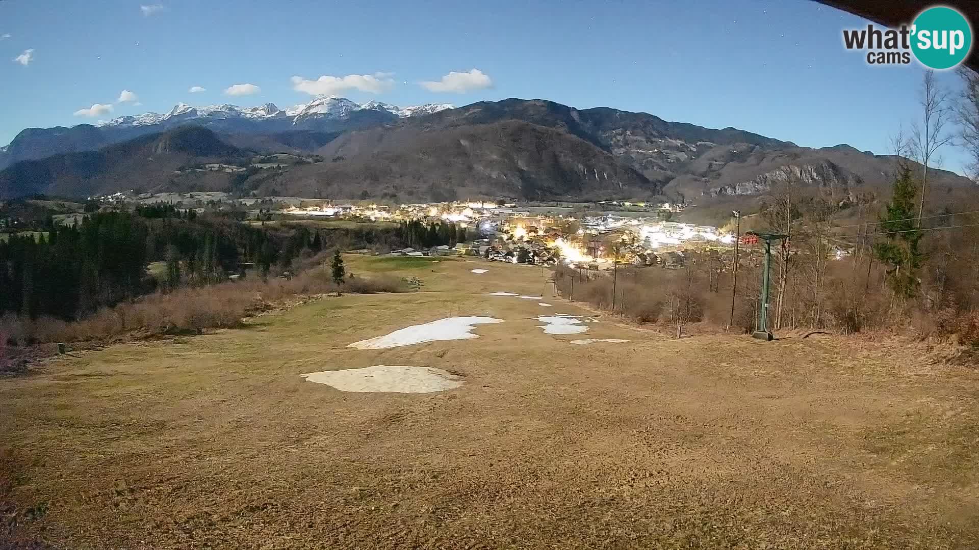 Kamera uživo Bohinjska Bistrica – Pogled u stvarnom vremenu sa skijališta Kozji Hrbet