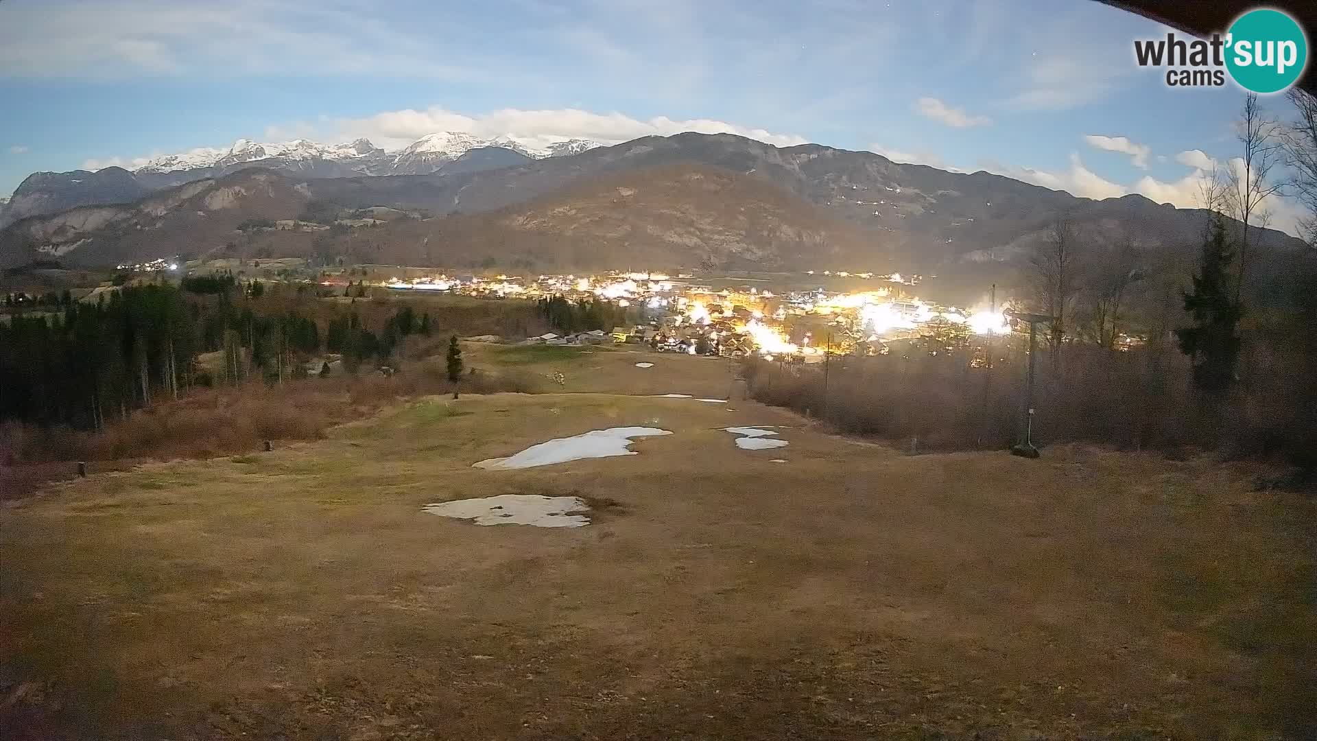 Spletna kamera Bohinjska Bistrica – Pogled v živo s smučišča Kozji Hrbet