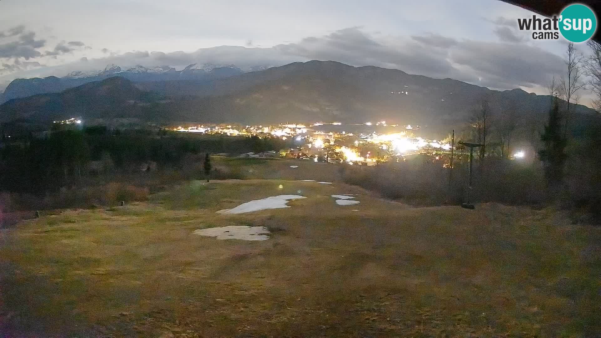 Kamera uživo Bohinjska Bistrica – Pogled u stvarnom vremenu sa skijališta Kozji Hrbet