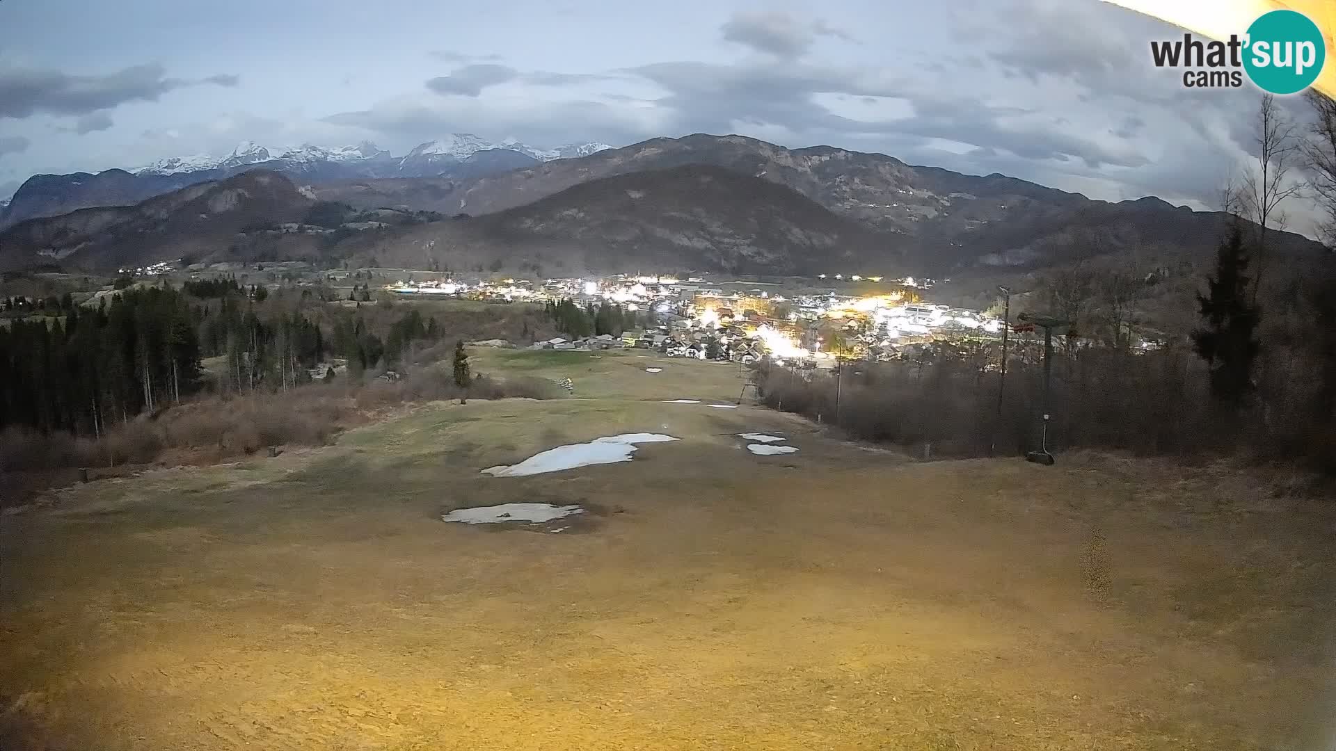 Kamera uživo Bohinjska Bistrica – Pogled u stvarnom vremenu sa skijališta Kozji Hrbet