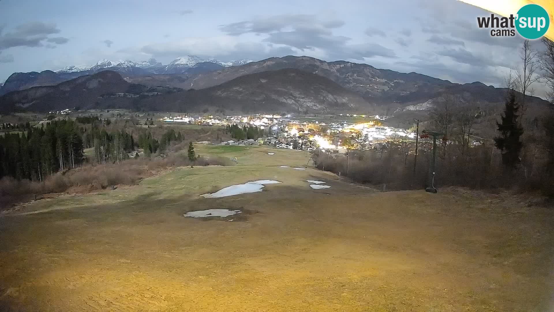 Kamera uživo Bohinjska Bistrica – Pogled u stvarnom vremenu sa skijališta Kozji Hrbet