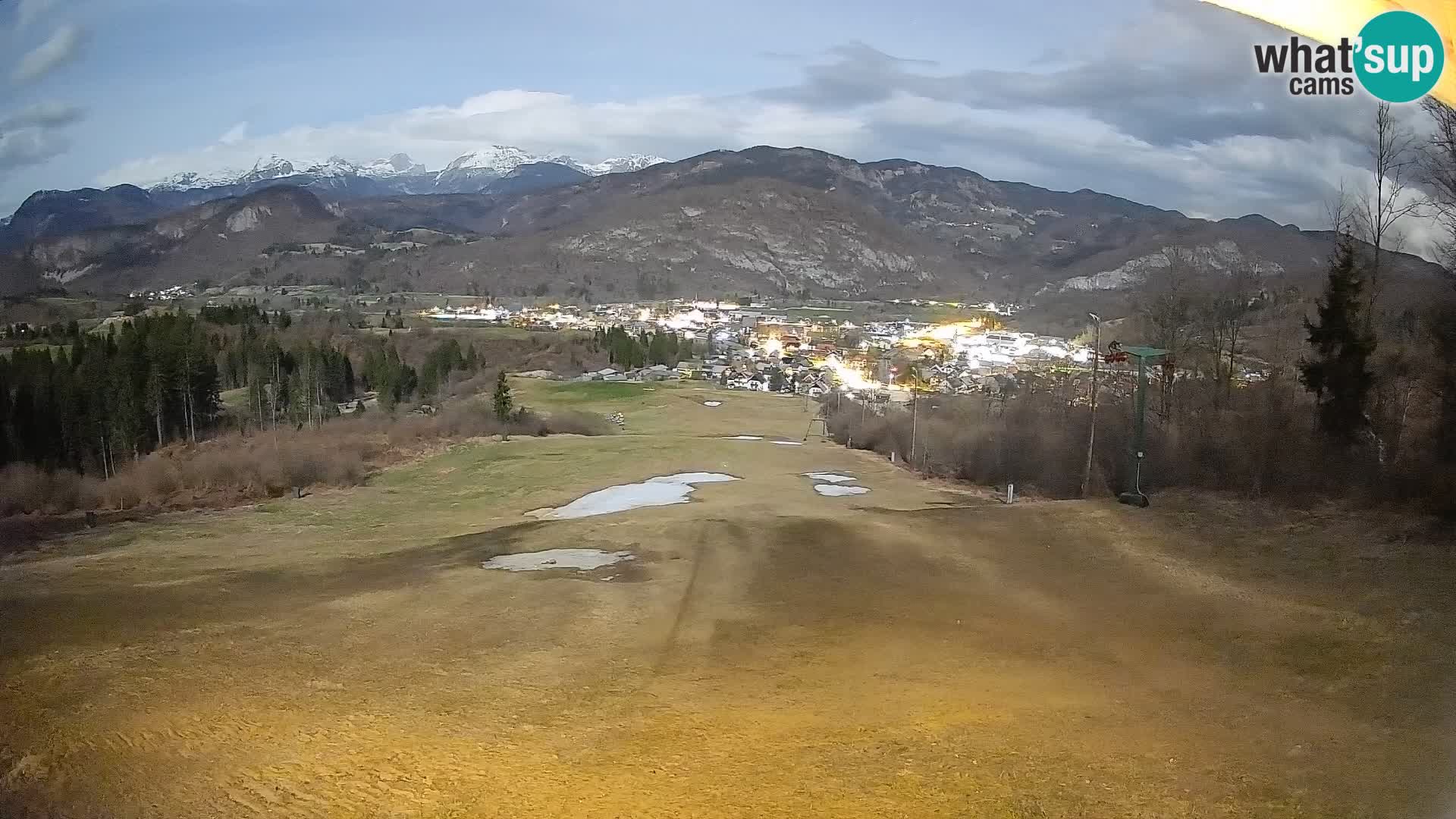 Spletna kamera Bohinjska Bistrica – Pogled v živo s smučišča Kozji Hrbet