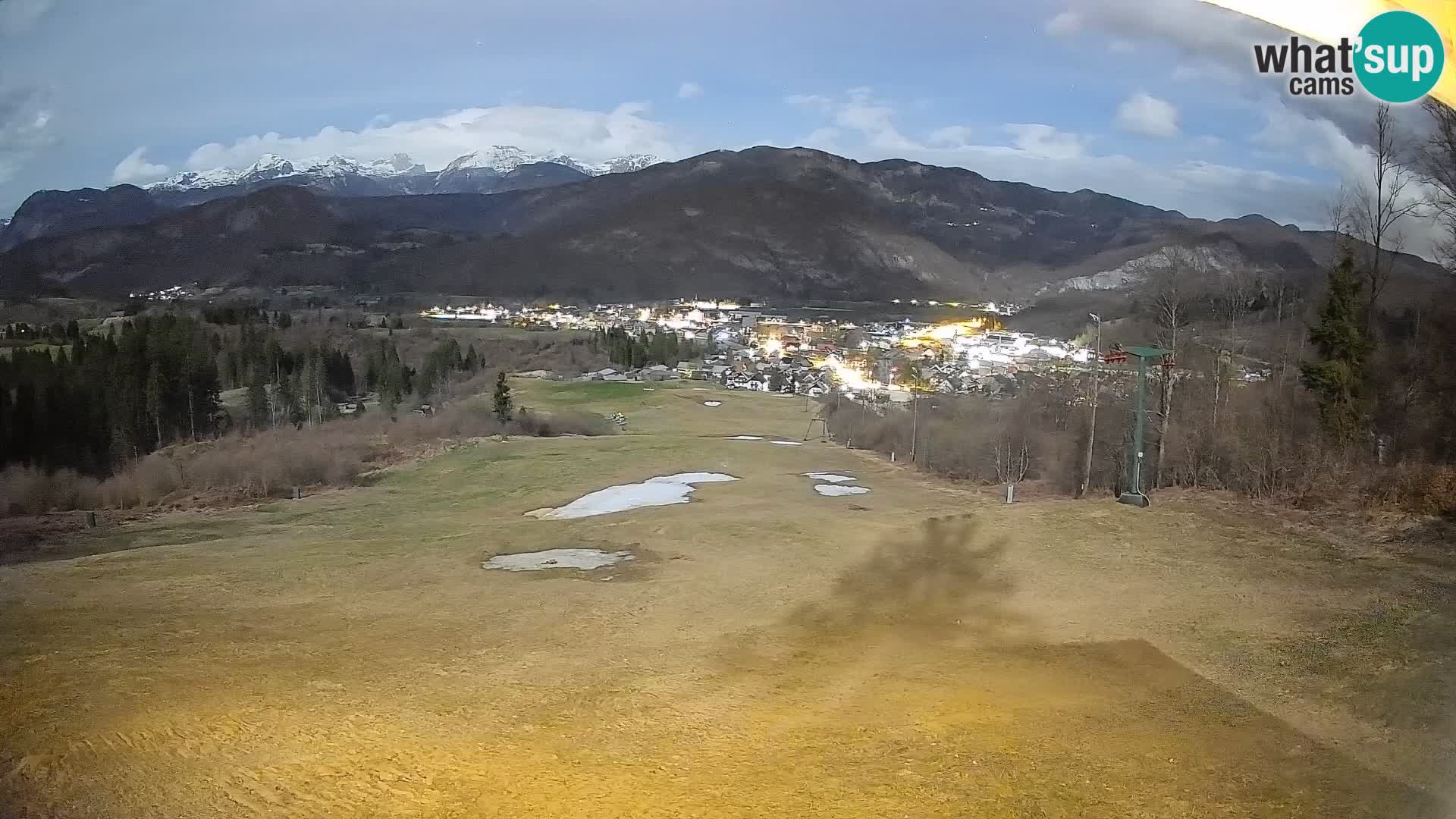 Kamera uživo Bohinjska Bistrica – Pogled u stvarnom vremenu sa skijališta Kozji Hrbet