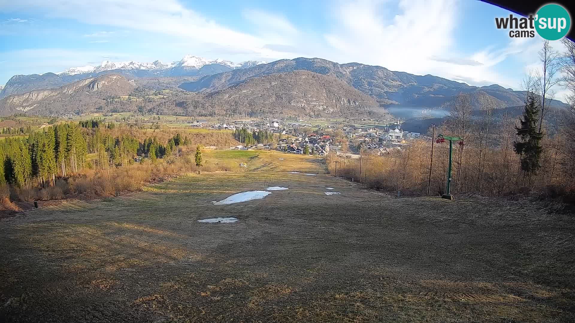 Kamera uživo Bohinjska Bistrica – Pogled u stvarnom vremenu sa skijališta Kozji Hrbet