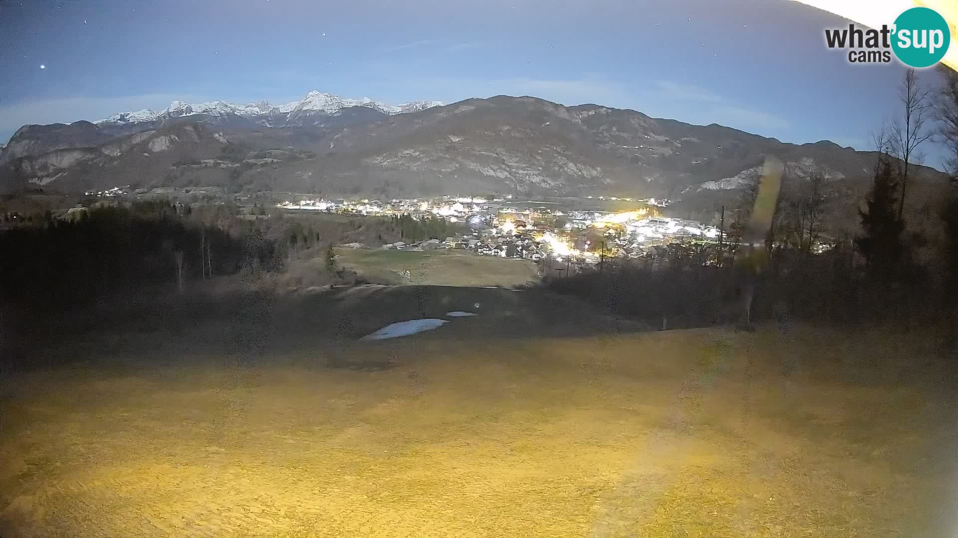 Kamera uživo Bohinjska Bistrica – Pogled u stvarnom vremenu sa skijališta Kozji Hrbet