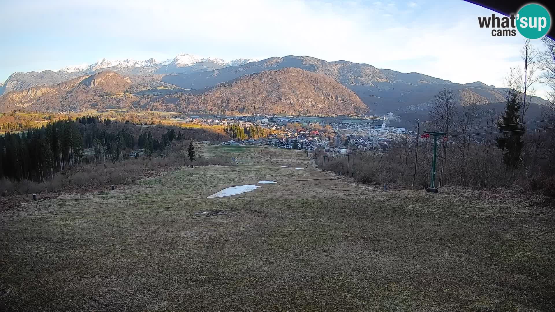 Spletna kamera Bohinjska Bistrica – Pogled v živo s smučišča Kozji Hrbet