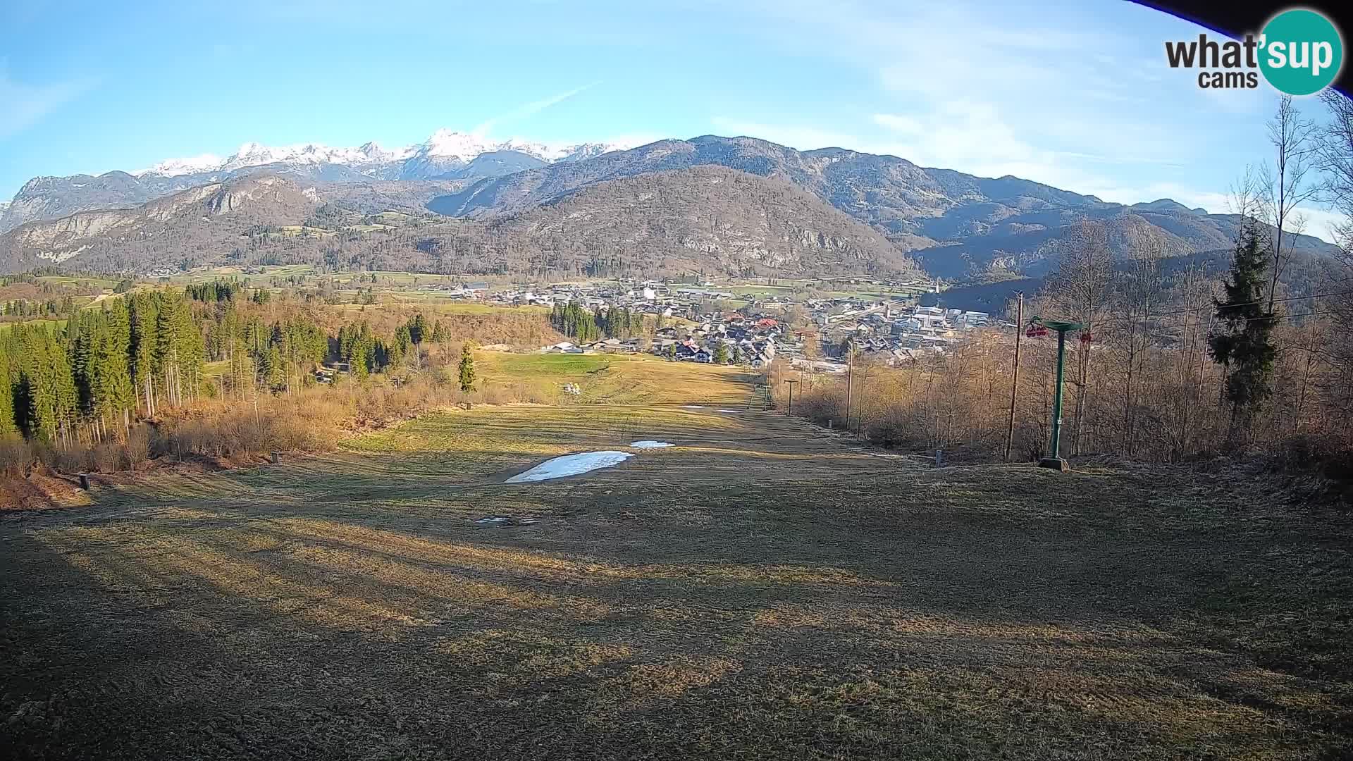 Kamera uživo Bohinjska Bistrica – Pogled u stvarnom vremenu sa skijališta Kozji Hrbet