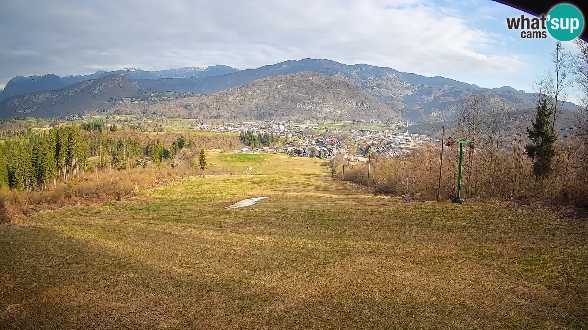 Kamera uživo Bohinjska Bistrica – Pogled u stvarnom vremenu sa skijališta Kozji Hrbet