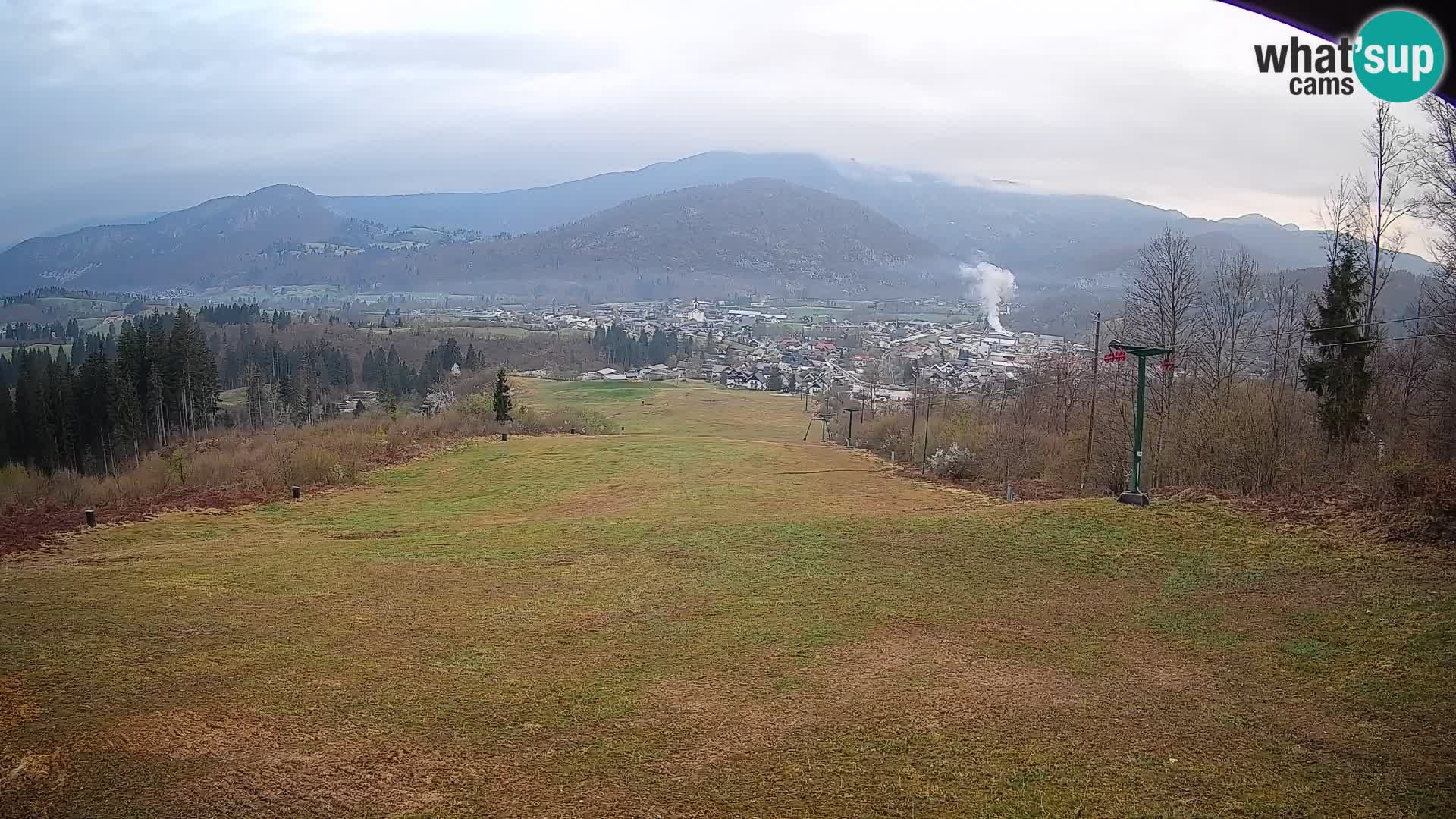 Kamera uživo Bohinjska Bistrica – Pogled u stvarnom vremenu sa skijališta Kozji Hrbet