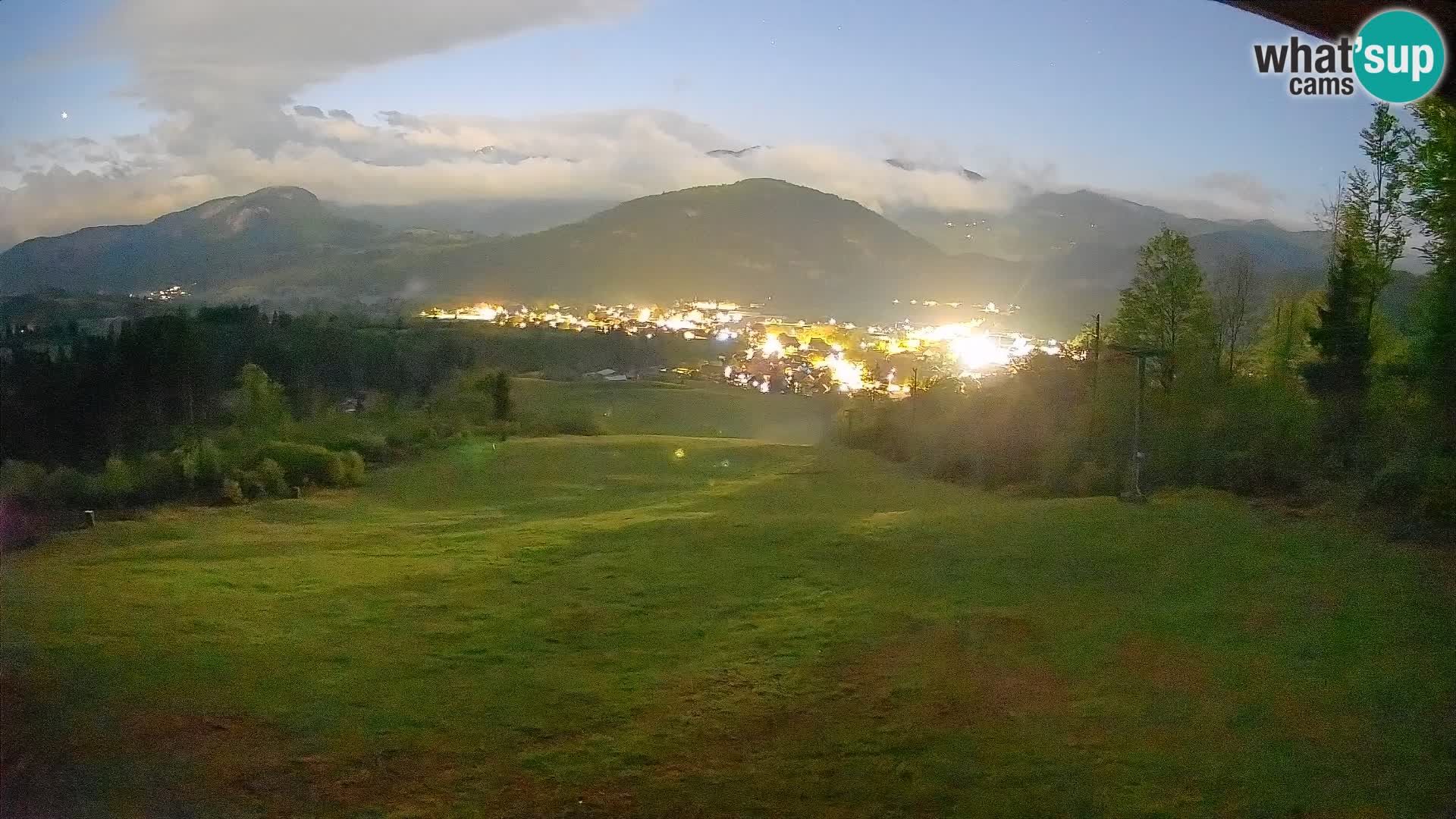 Spletna kamera Bohinjska Bistrica – Pogled v živo s smučišča Kozji Hrbet